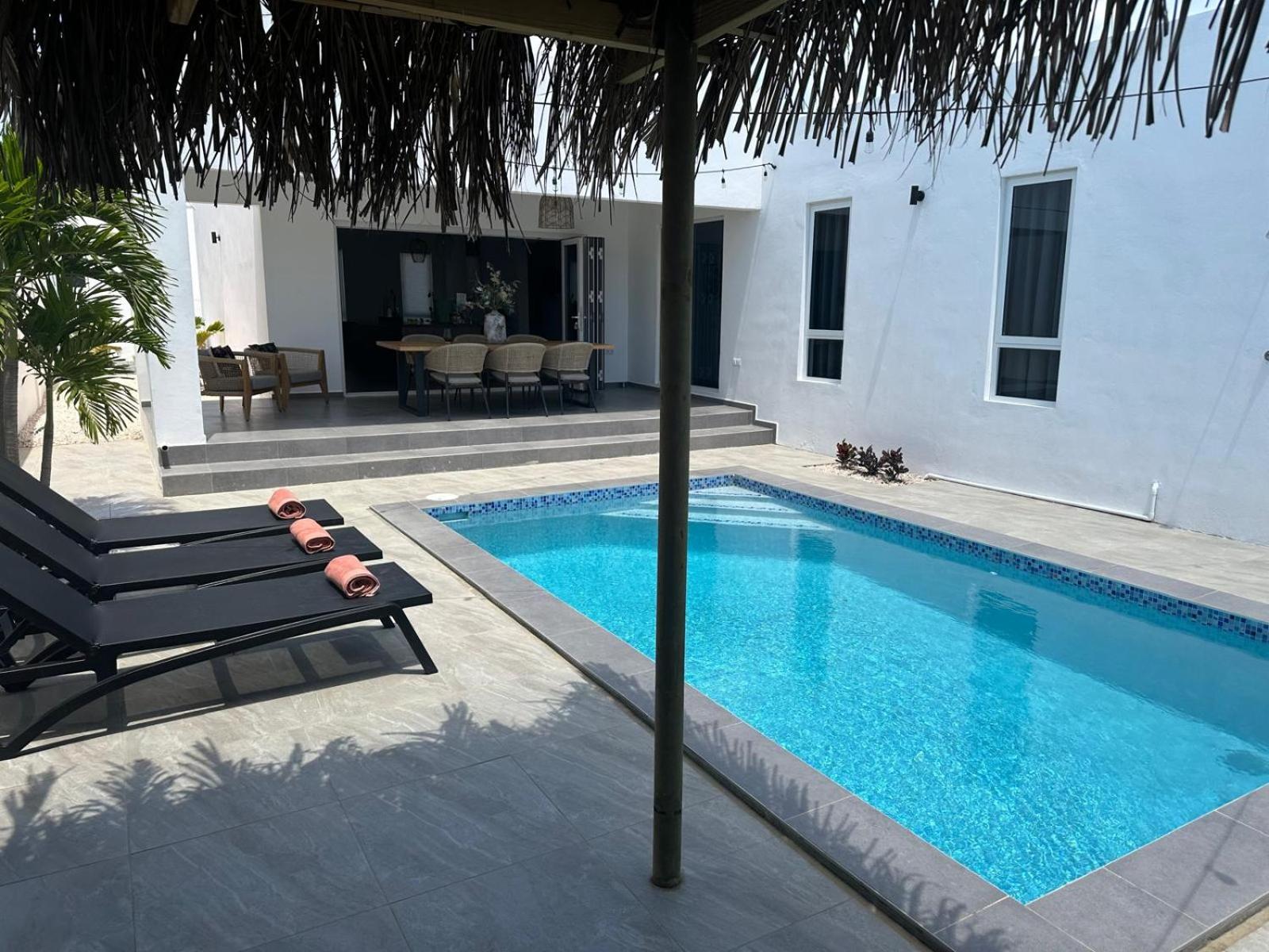 Villa Sol A Luna - Mambo Beach