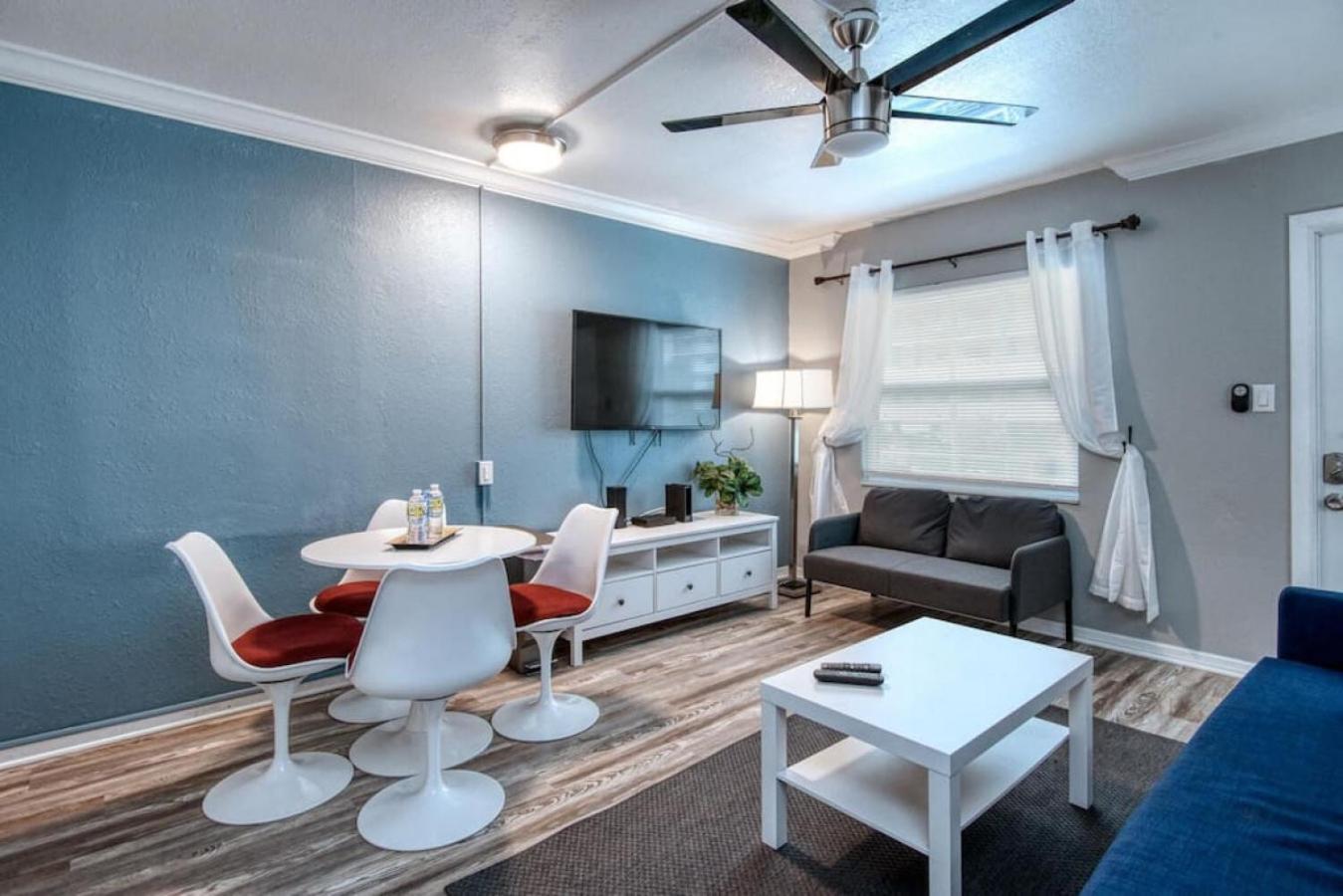 Sunset Beach Suites at Madeira Beach! Steps to Beach & Restaurants! - Suite 6 view 5