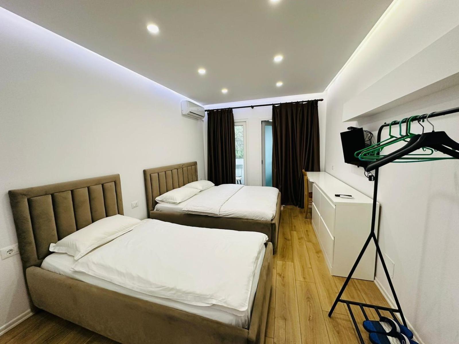 SELA RENT- City Rooms and Studio Apartments