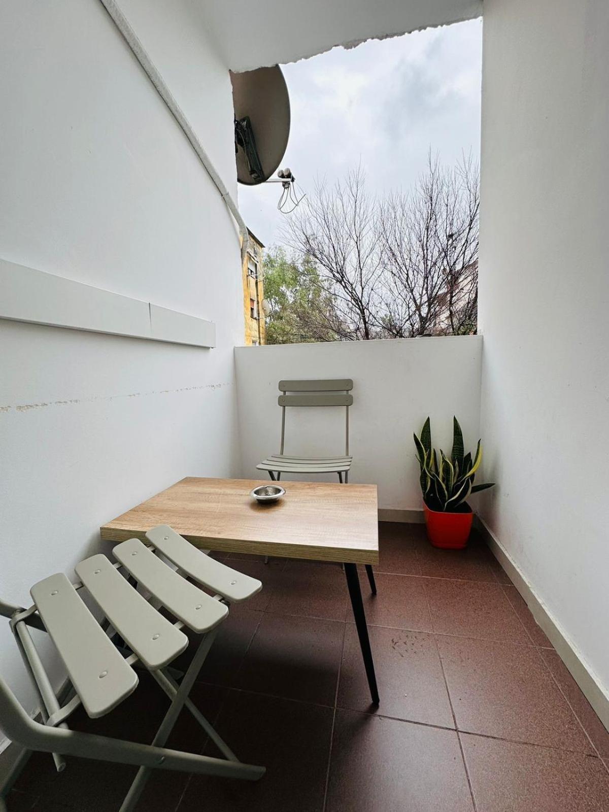 SELA RENT- City Rooms and Studio Apartments