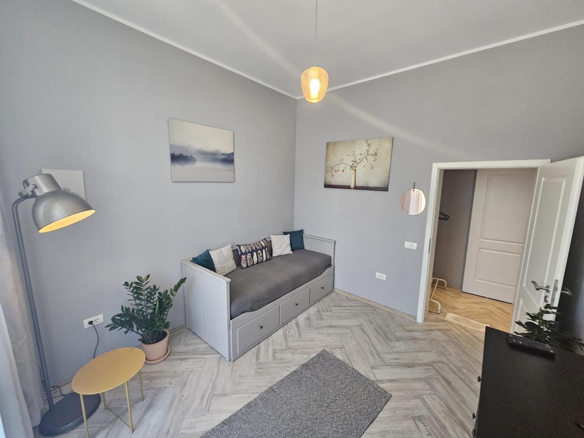 ZIG ZAG apartment 4- Old Town view 2