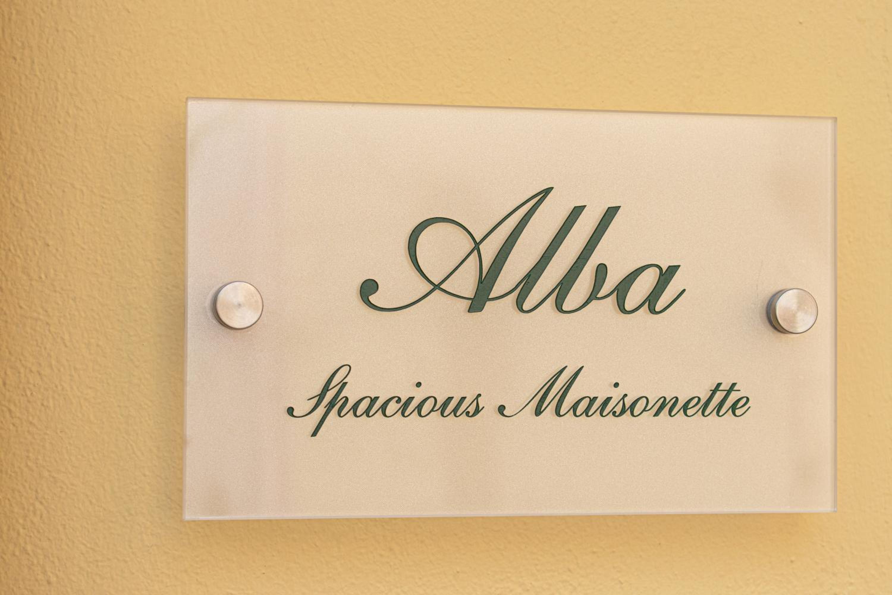 Alba Spacious Maisonette