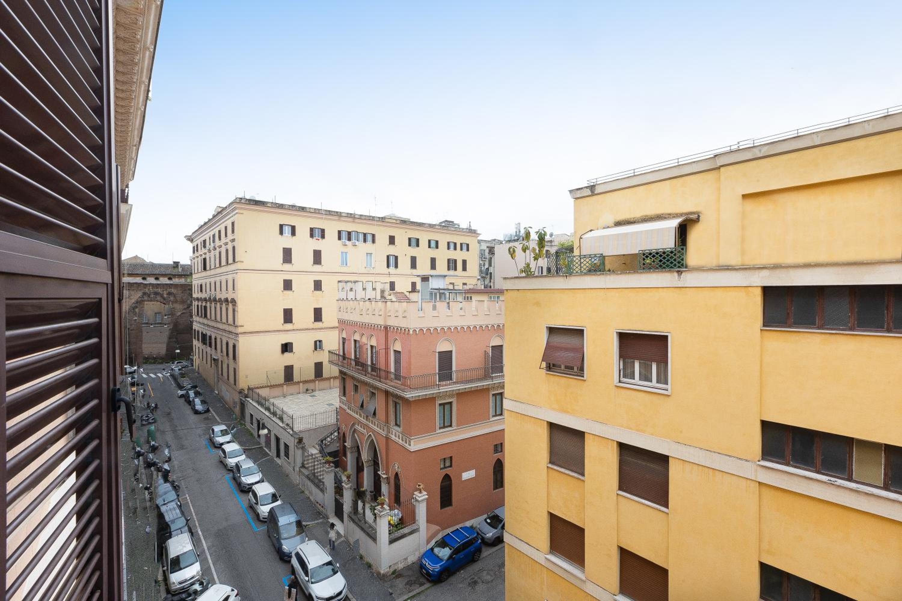 Tasso by Rental in Rome