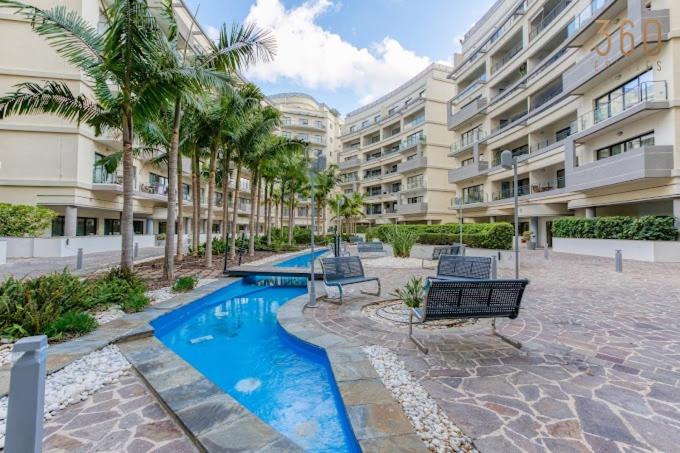 Spacious & inviting 3 bedroom flat, balcony WPAC1-1 photo 4