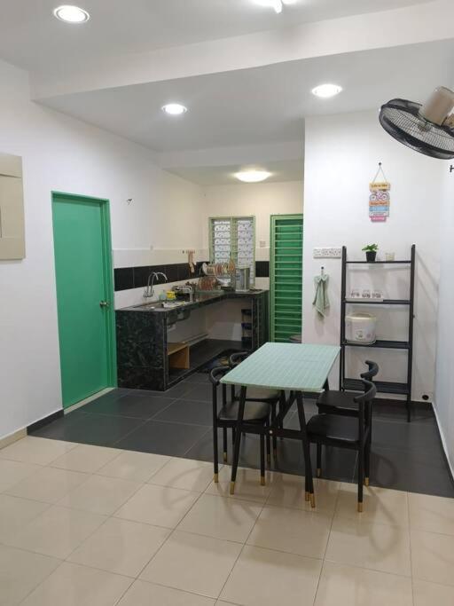 Ees Green Homestay Meru Klang photo 3