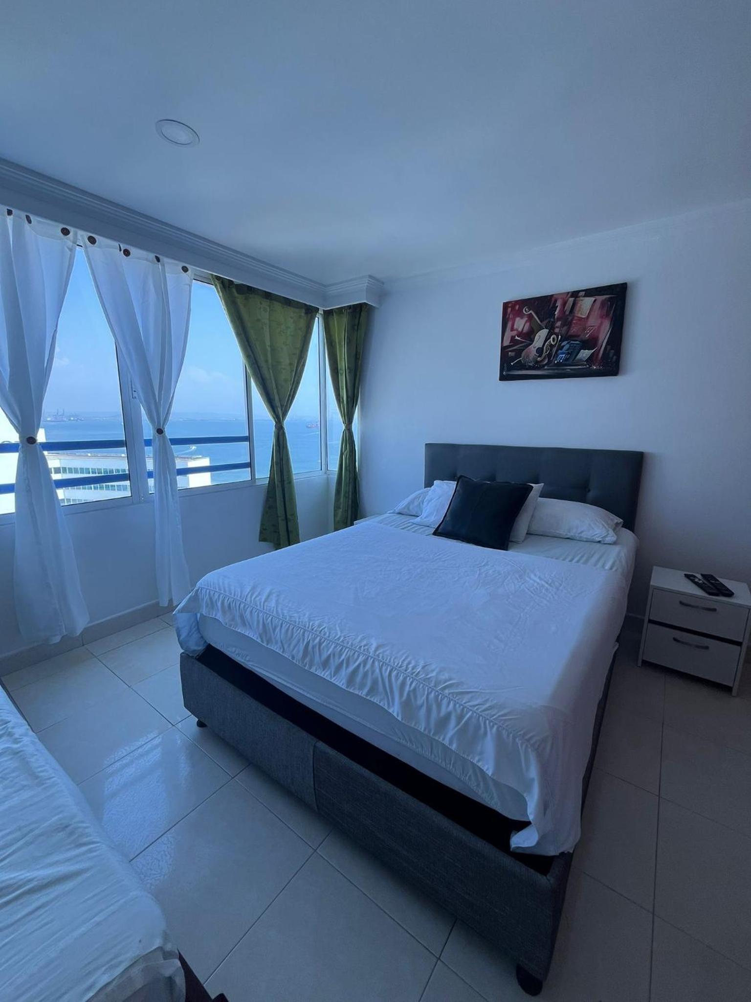 Lindos Apartamentos Frente a la playa - El Laguito