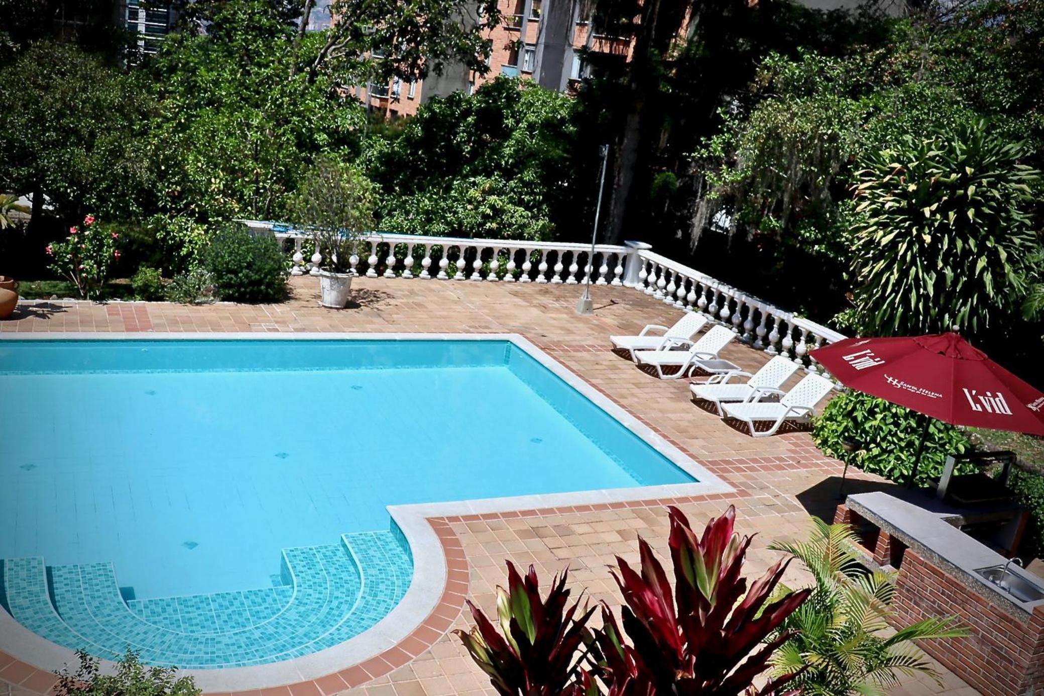 Casa campestre en poblado