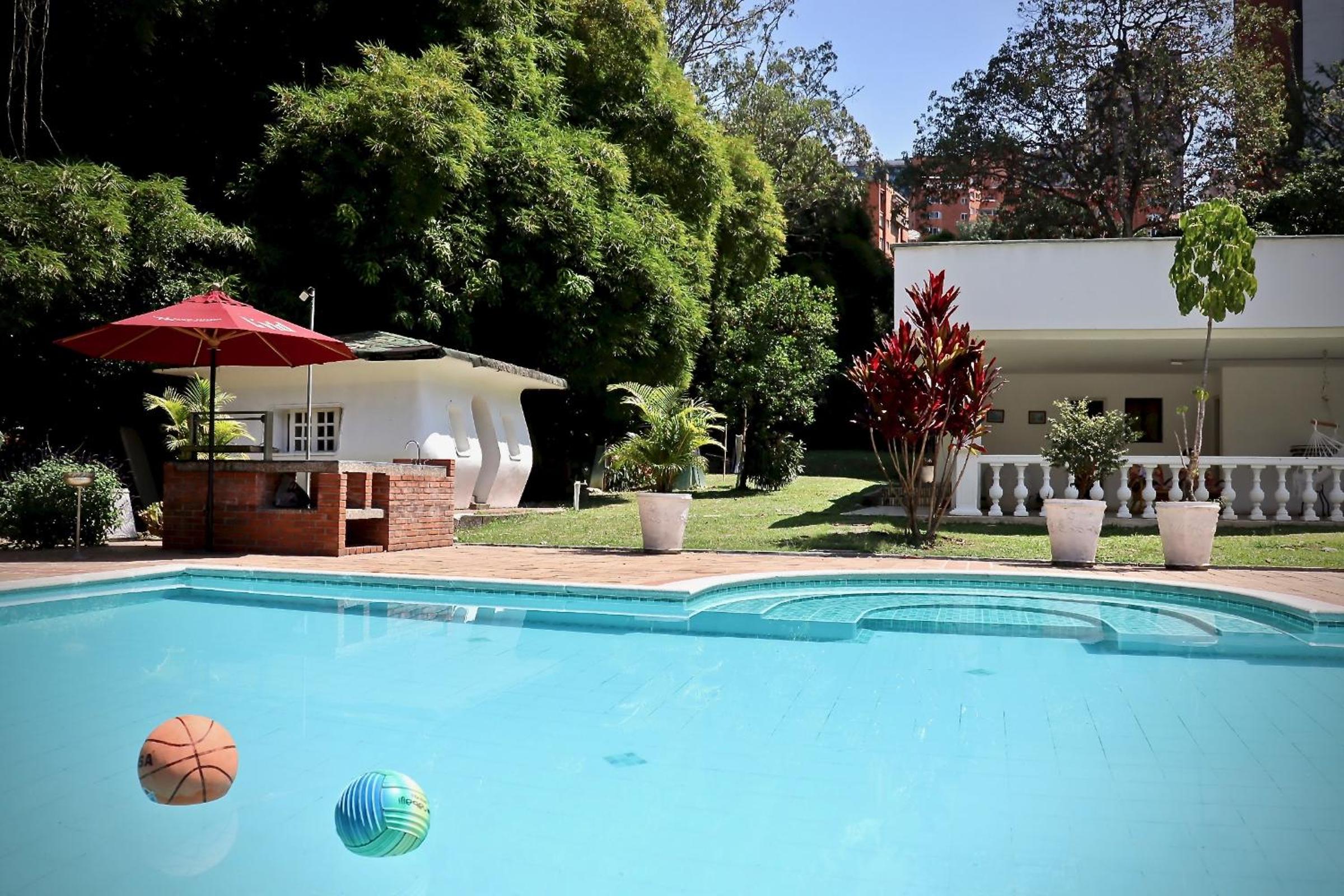 Casa campestre en poblado
