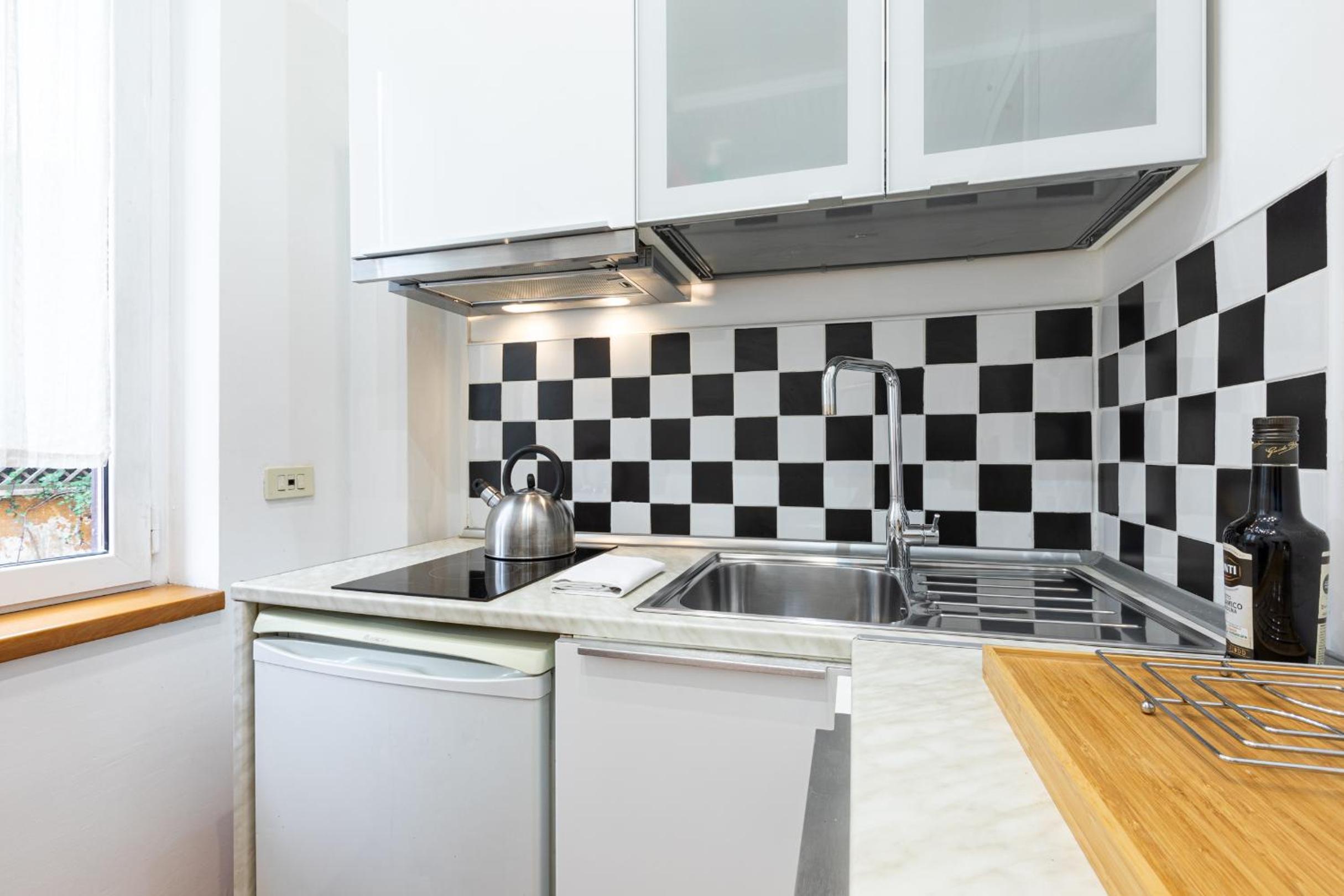Collection Spanish Steps Apartments