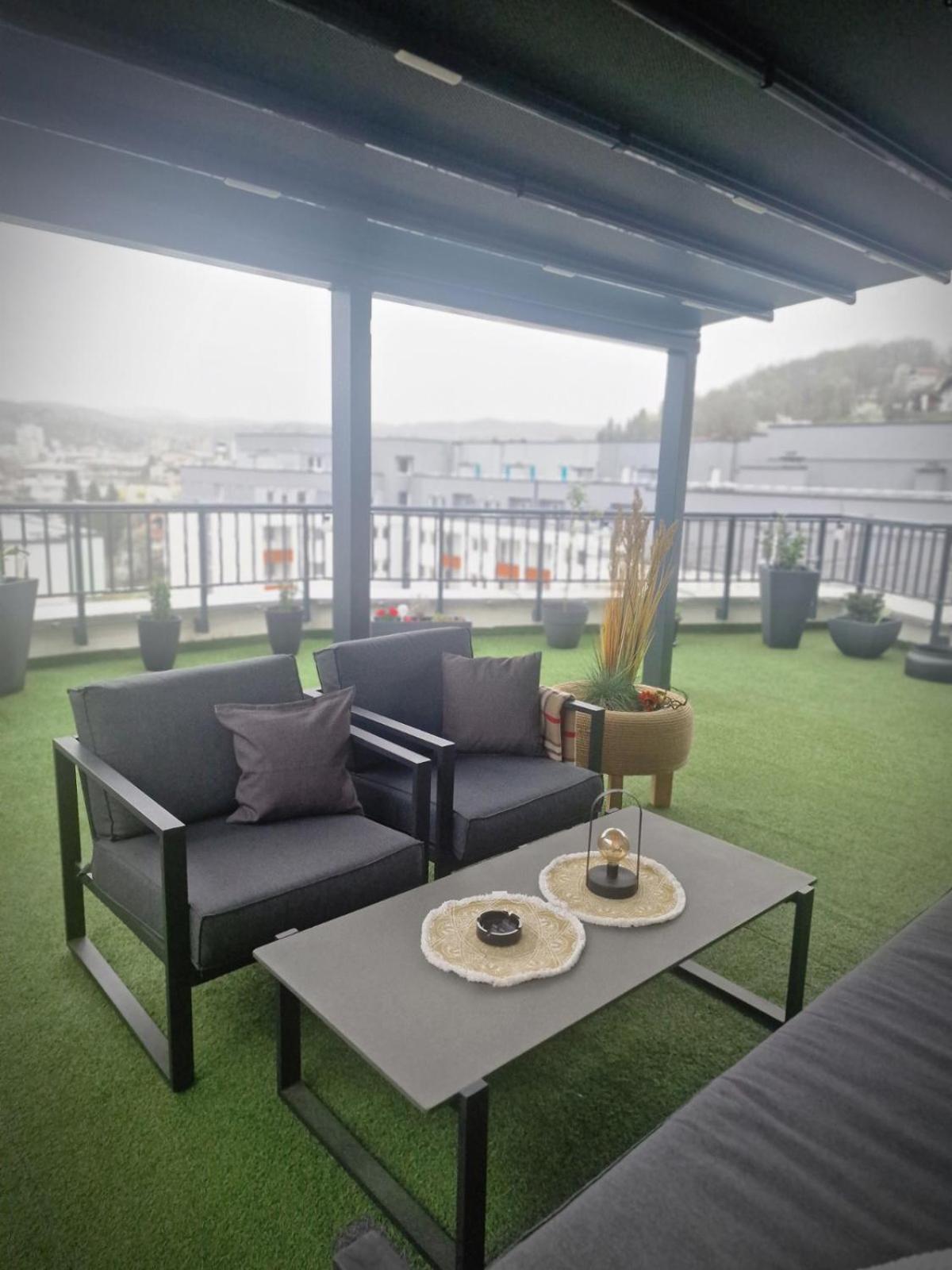 Gracia Apartment