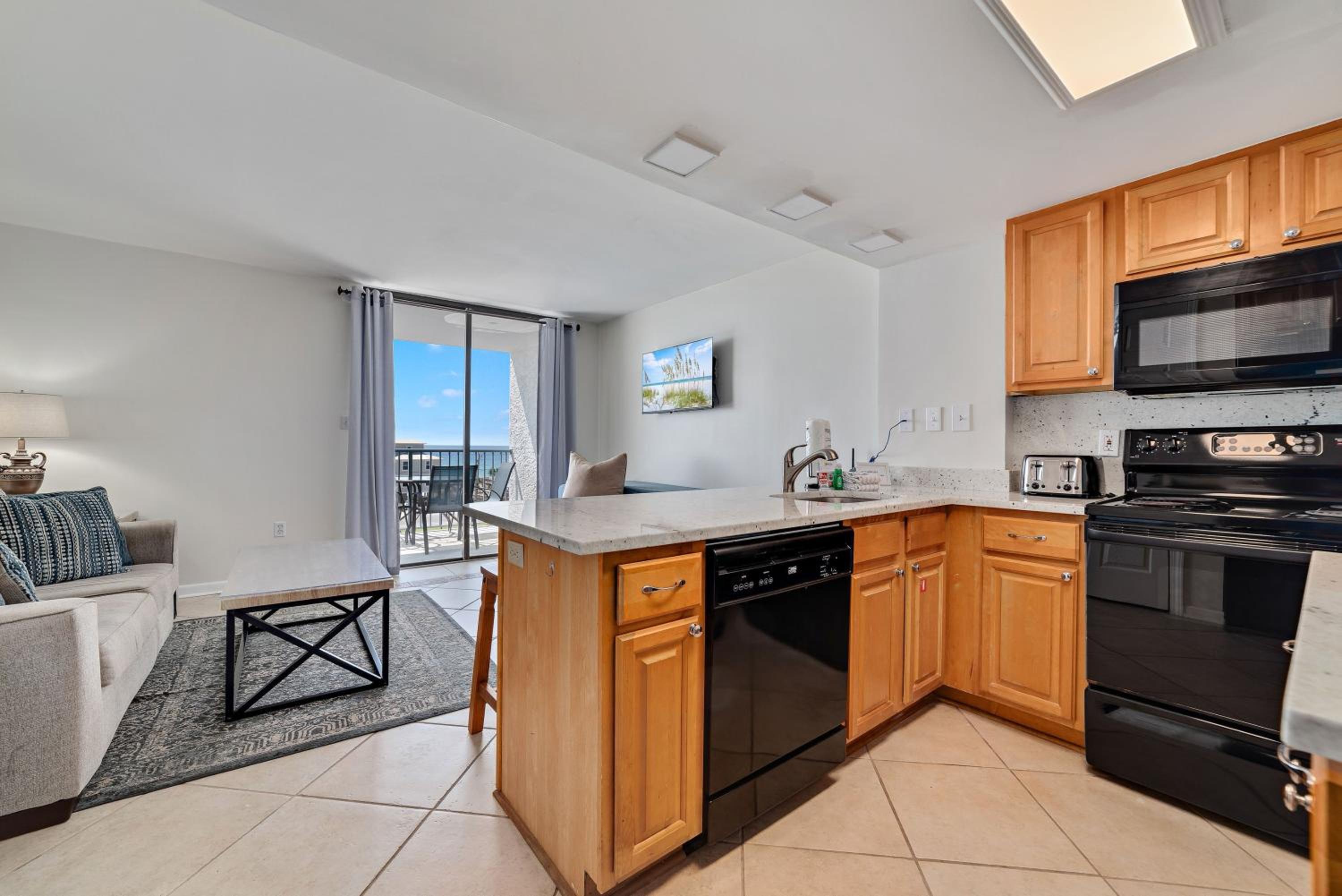 1Br/1Ba Sleeps 4 Near Beach w/ Breathtaking Ocean Views view 2