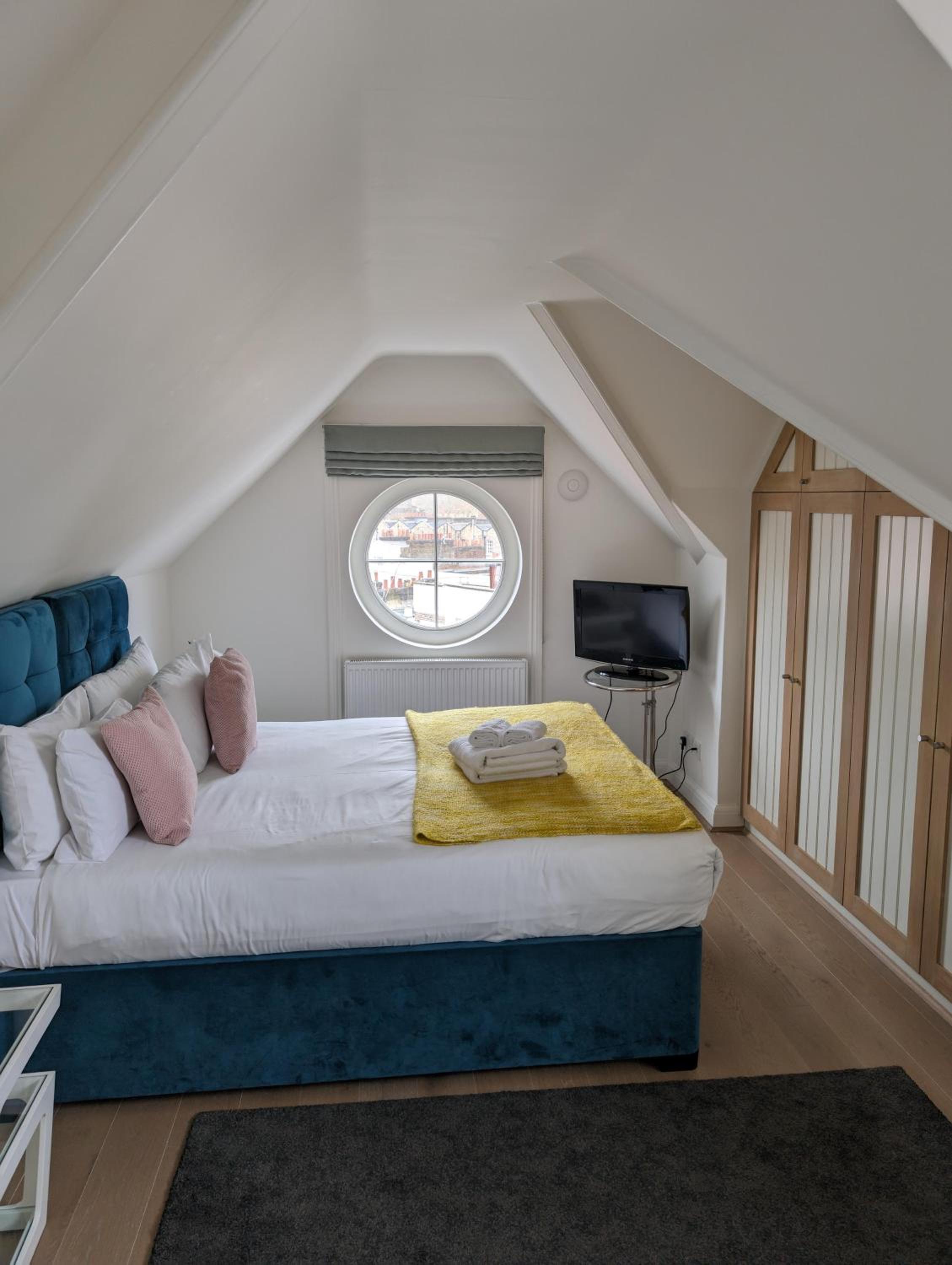 Chelsea - Sloane Avenue by Viridian Apartments