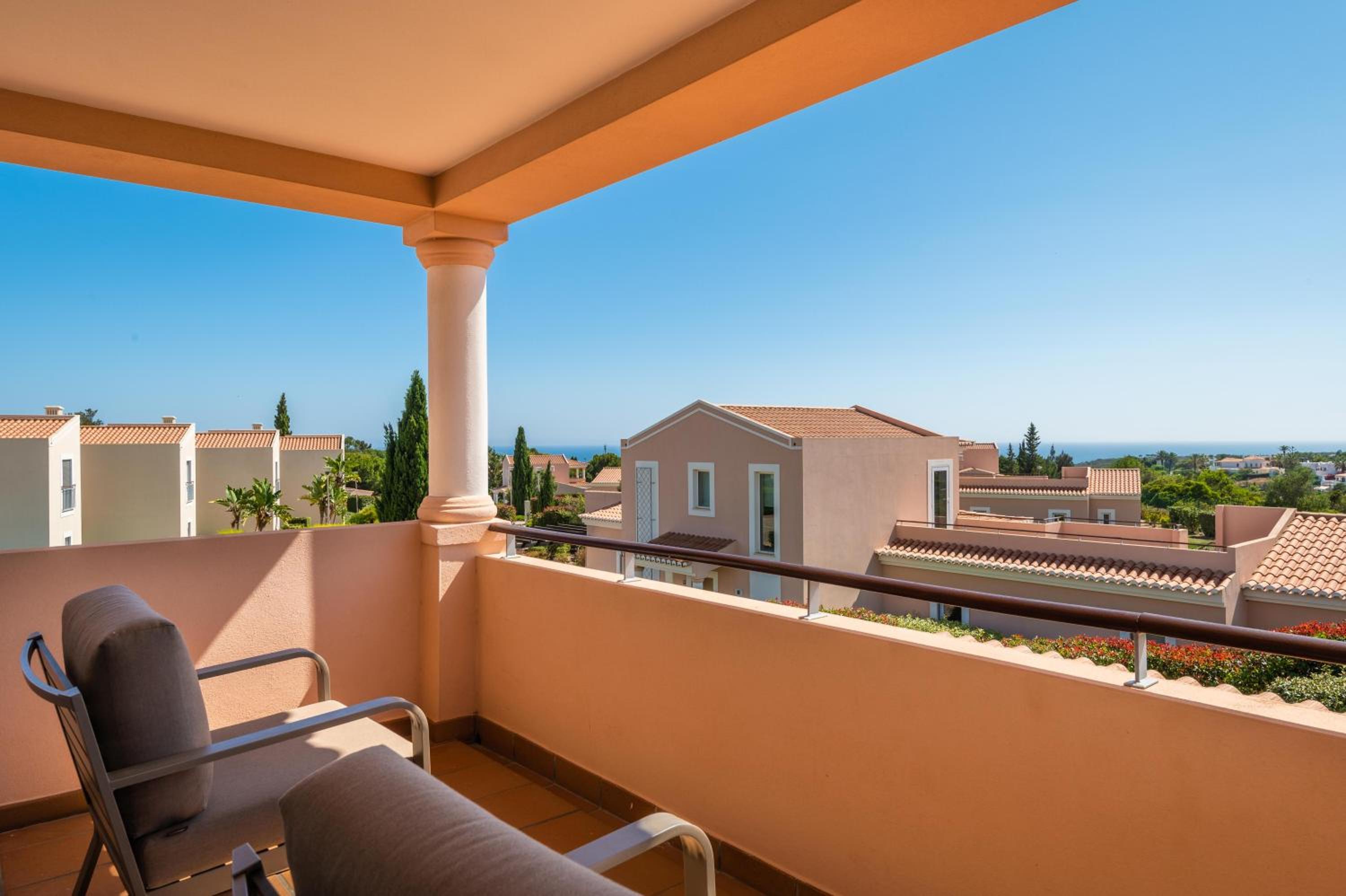 Carvoeiro Vacations - Vale da Lapa Village Resort - Property Image 4