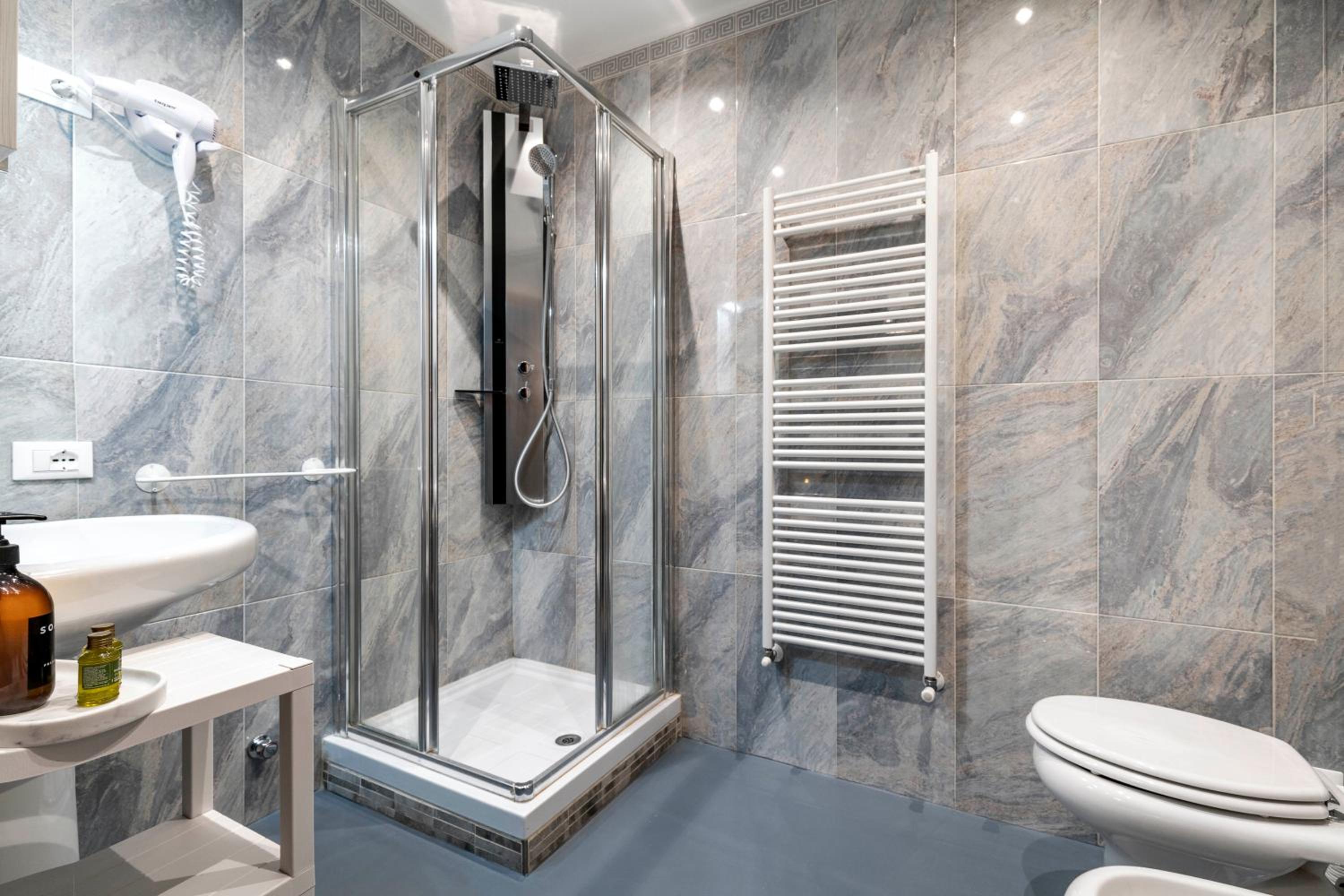 Vivaldi Suites R&R