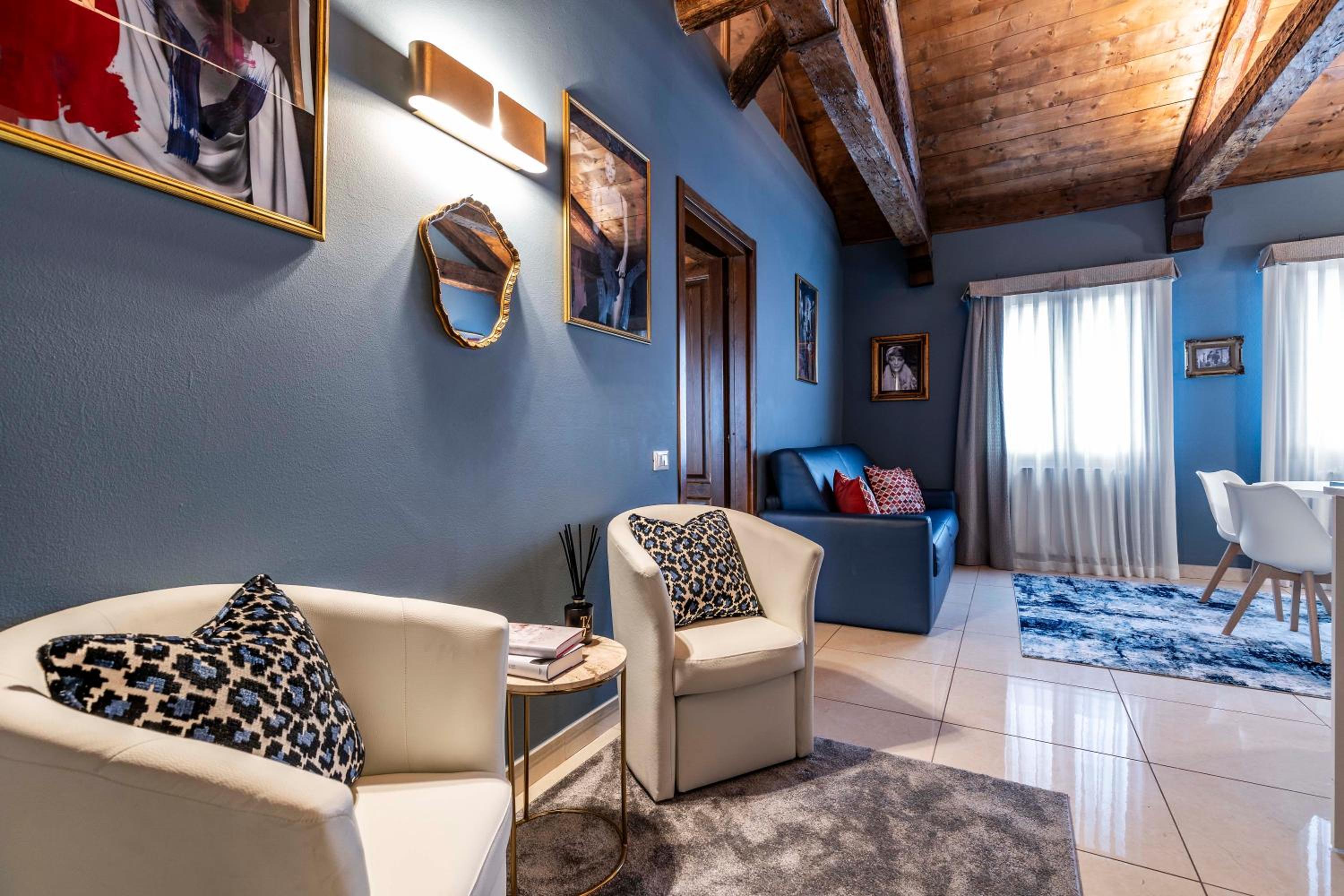 Vivaldi Suites R&R