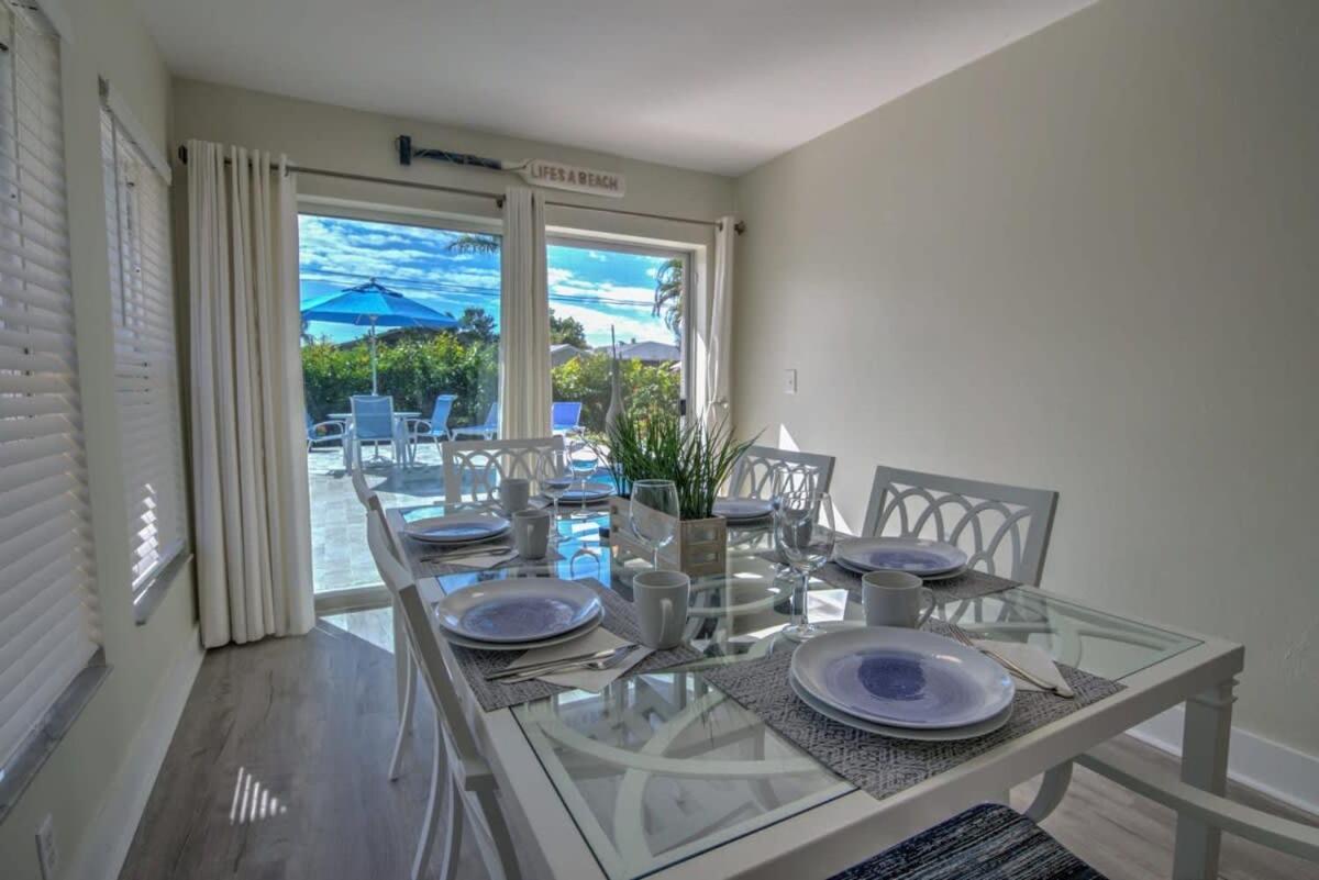 Newly Refurbished Naples Park Cottage with a Heated Pool view 5