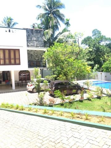 Healand Holiday Bungalow and Restaurant