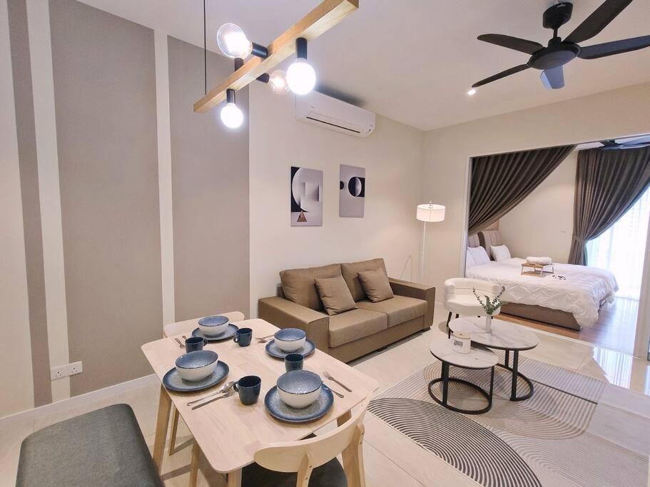 Quill Residences KLCC near PavilionKL by Convivial Staycation Q09