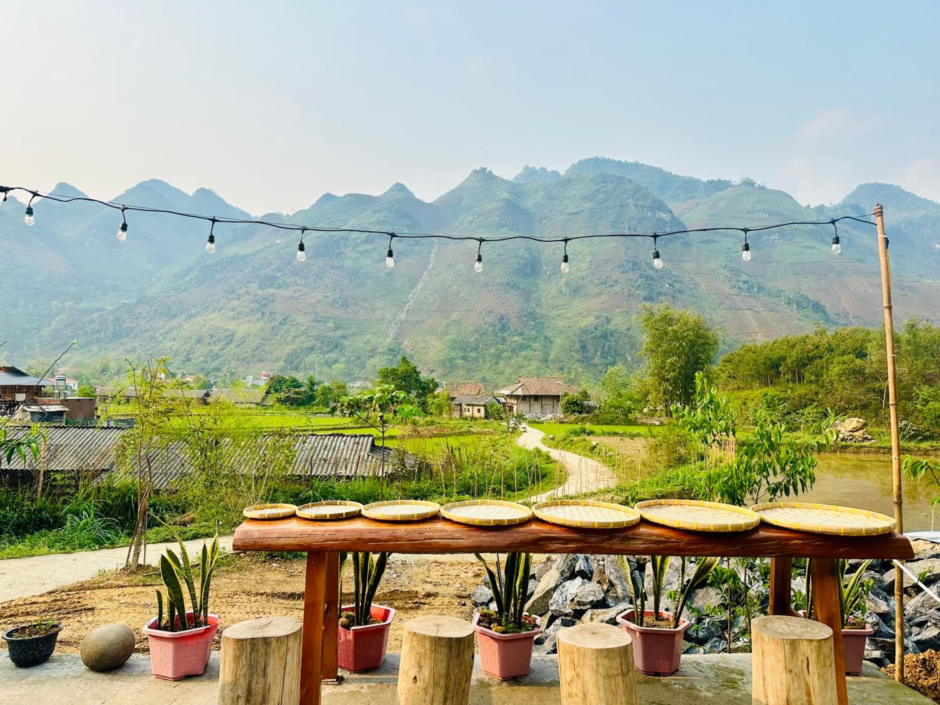 Du Gia Field View Homestay