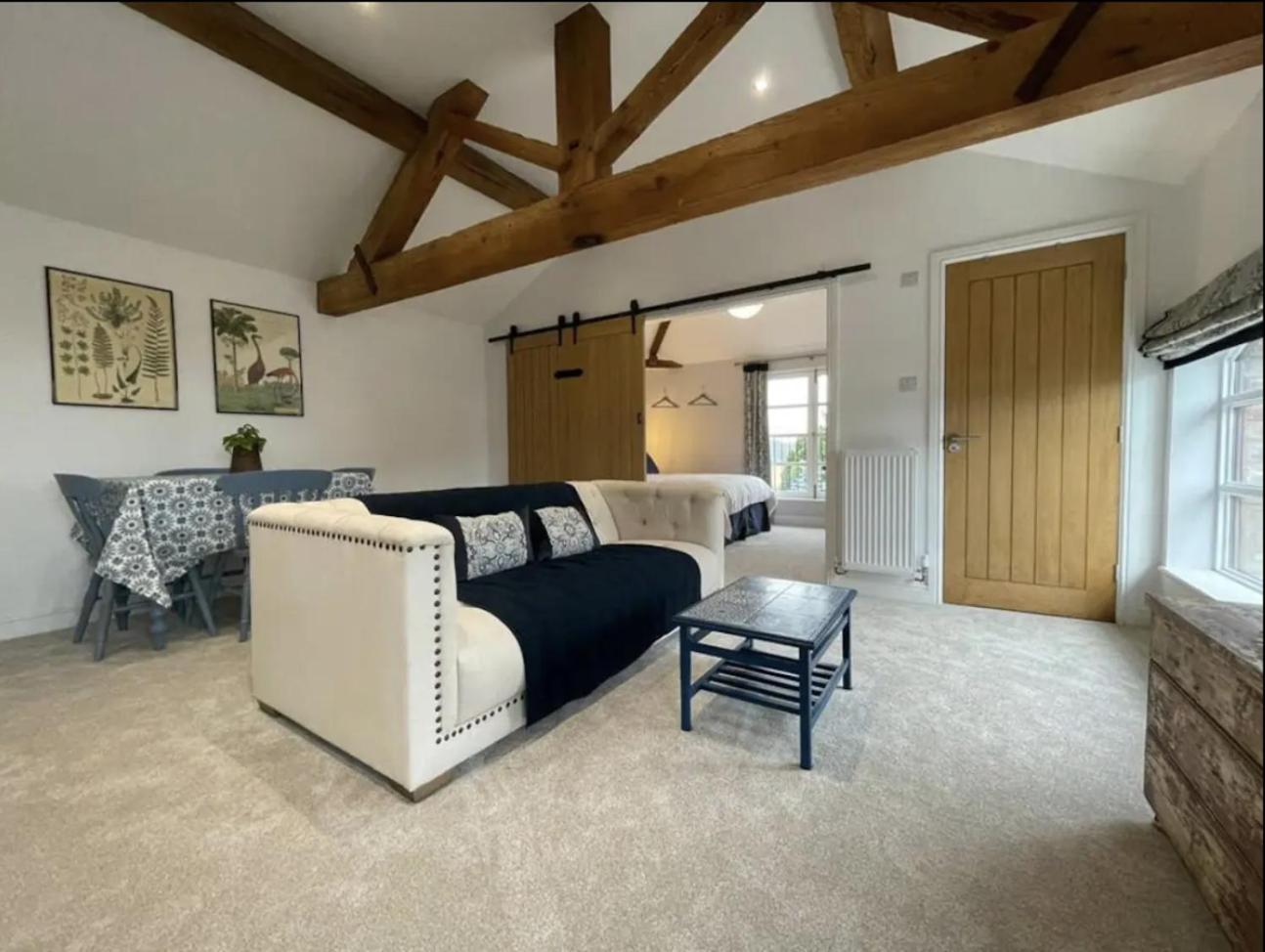 Evelith Manor Barns view 4
