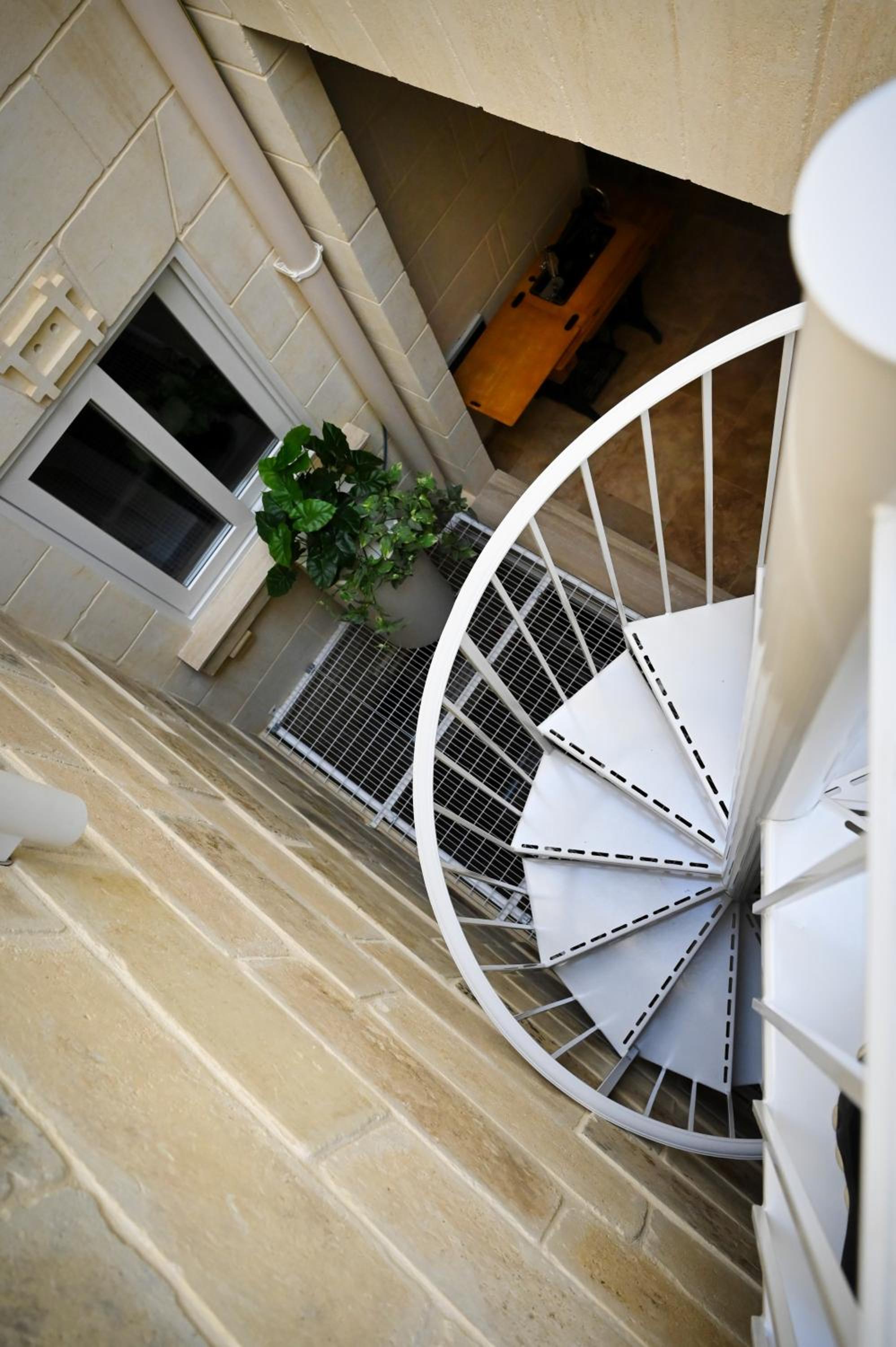 Photo 35