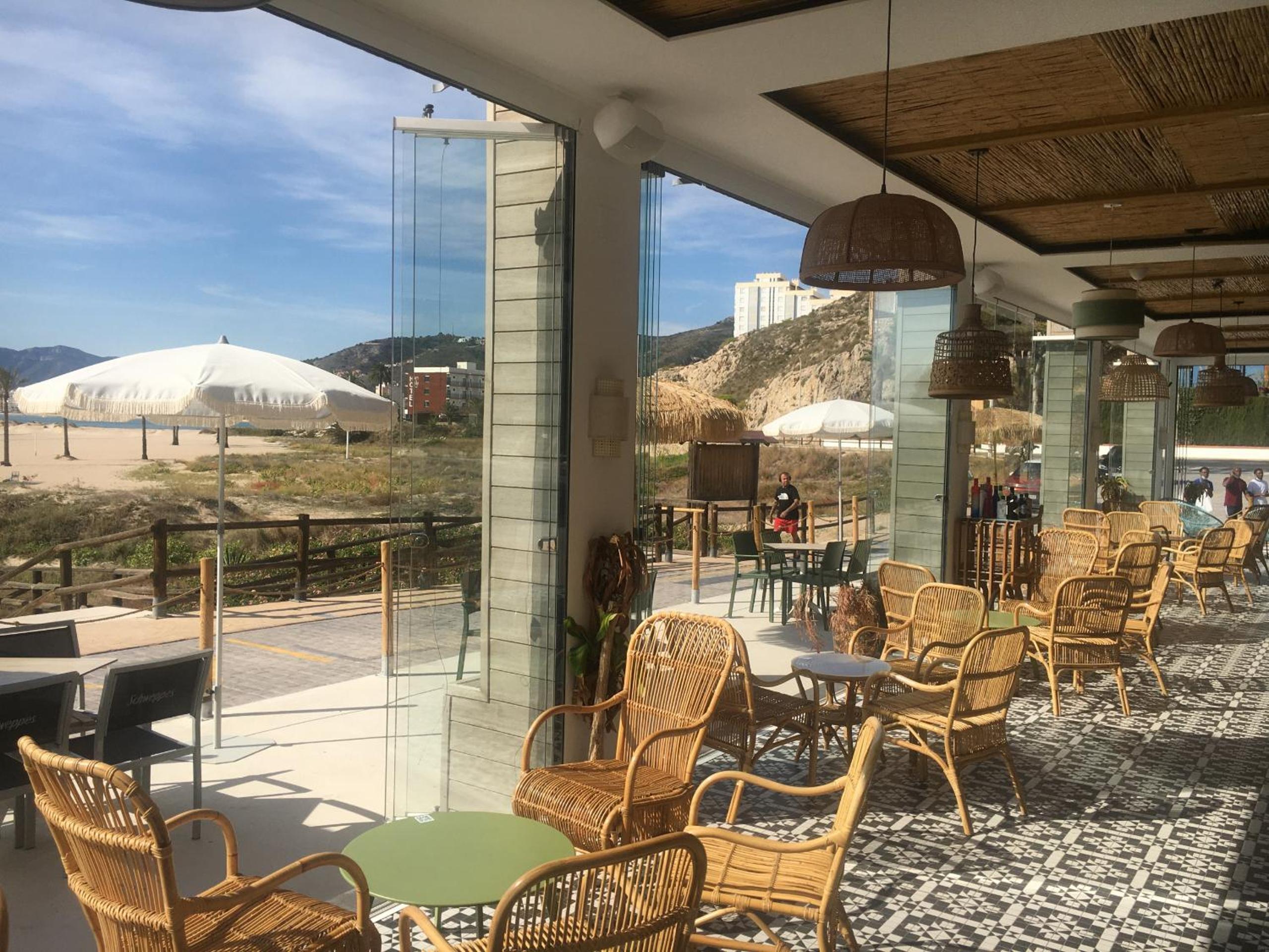 Cullera Beachfront Apartment