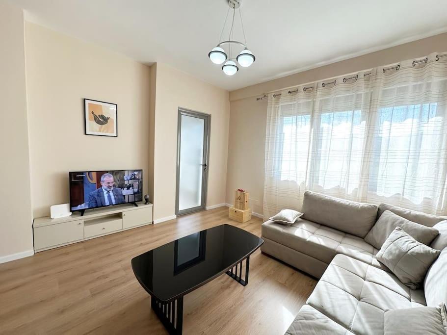 JO-AL Apartment’s 2