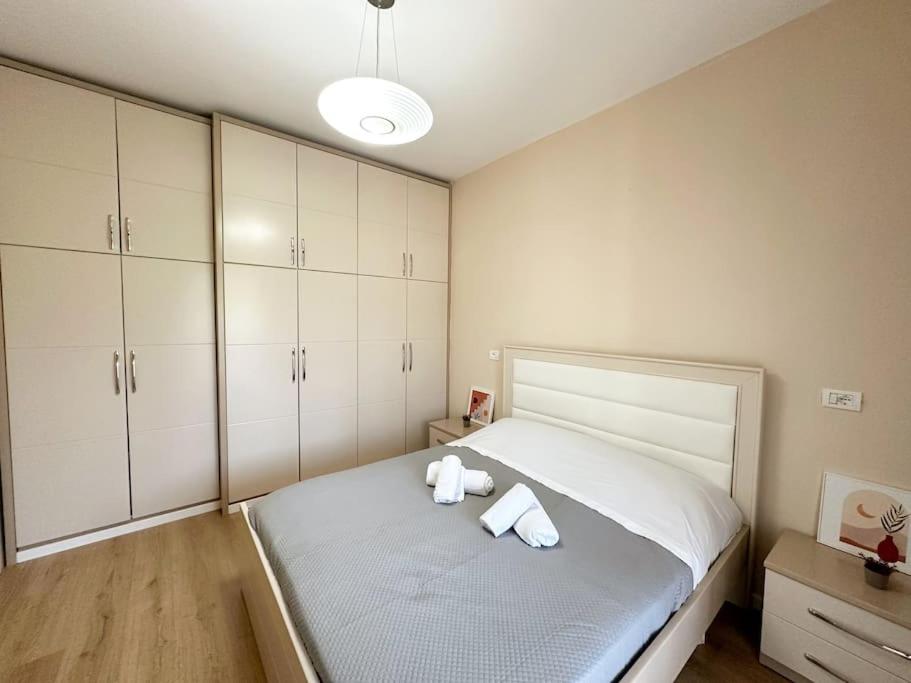 JO-AL Apartment’s 2