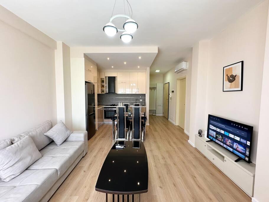 JO-AL Apartment’s 2