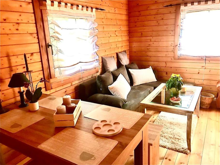 FEWO PARTNERS Haus Clemens - Gemütliches Holzhaus mit Grundstück nahe Badesee