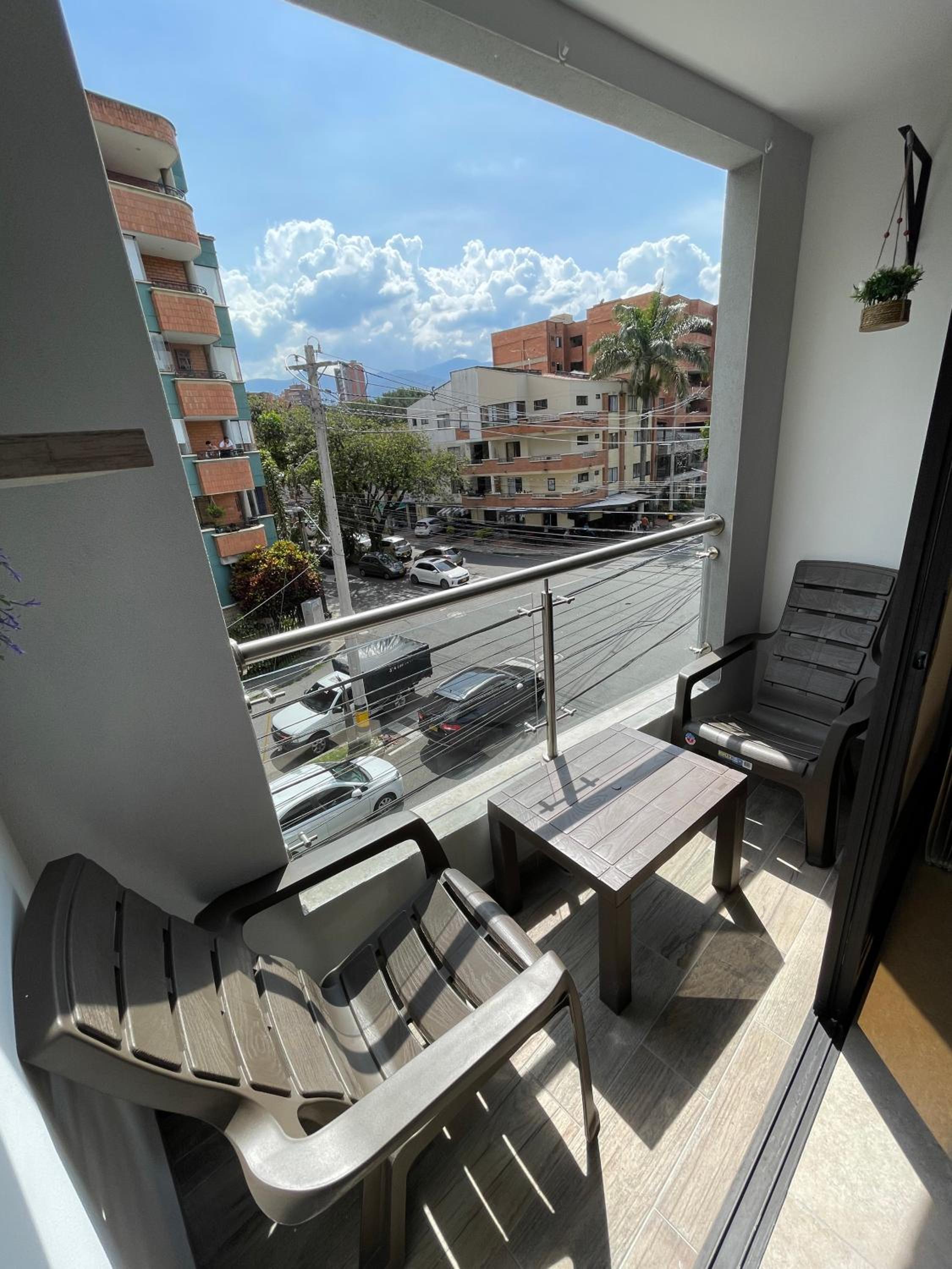 Apartamento en Laureles con Aire Acondicionado