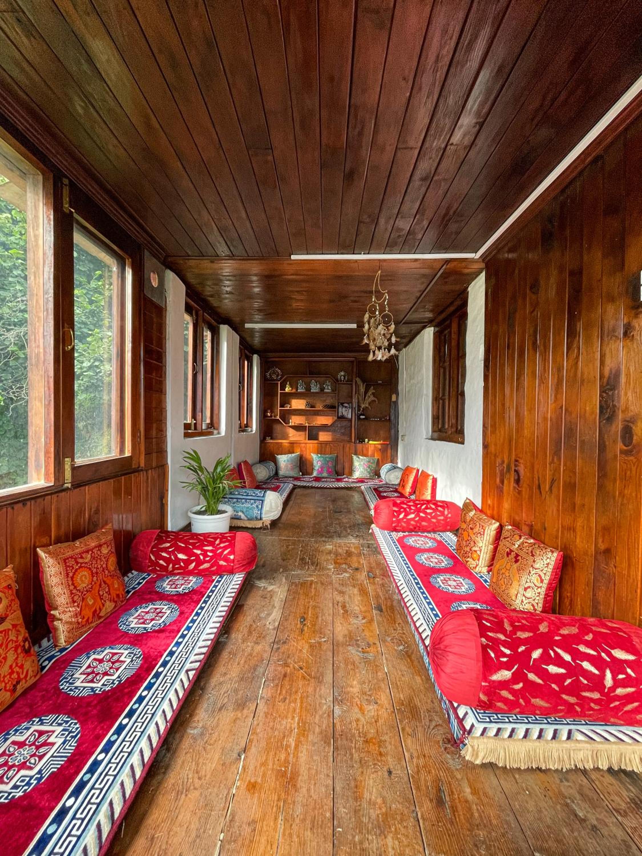 lounge