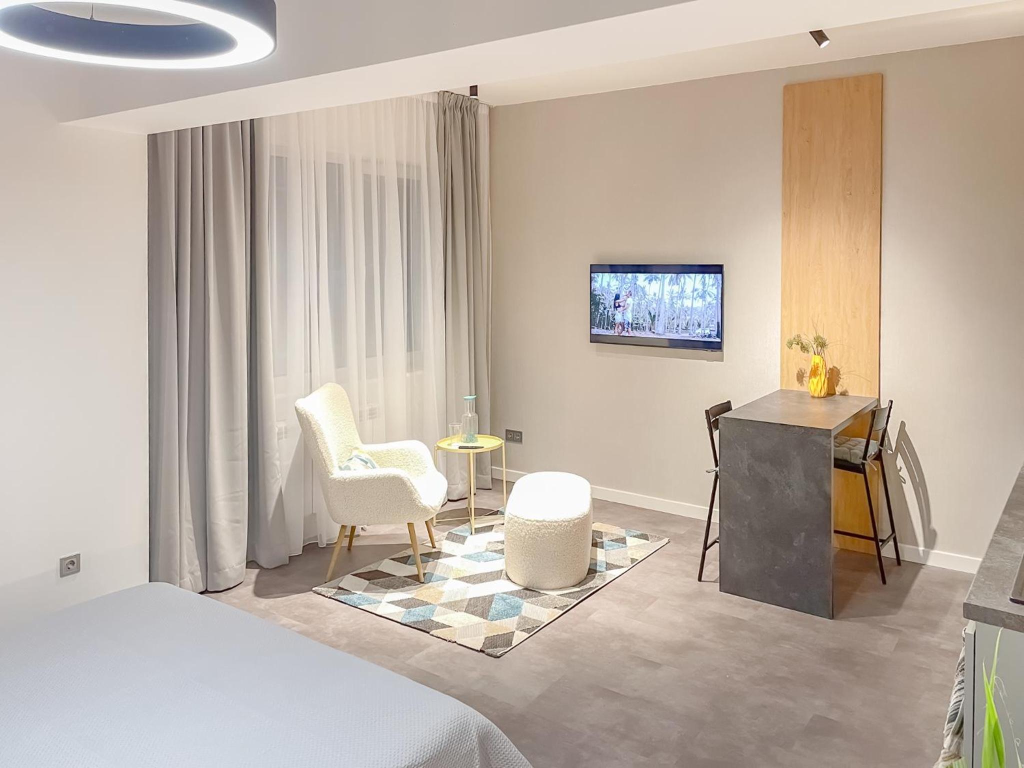 Stylish City Center Apartment by NDK