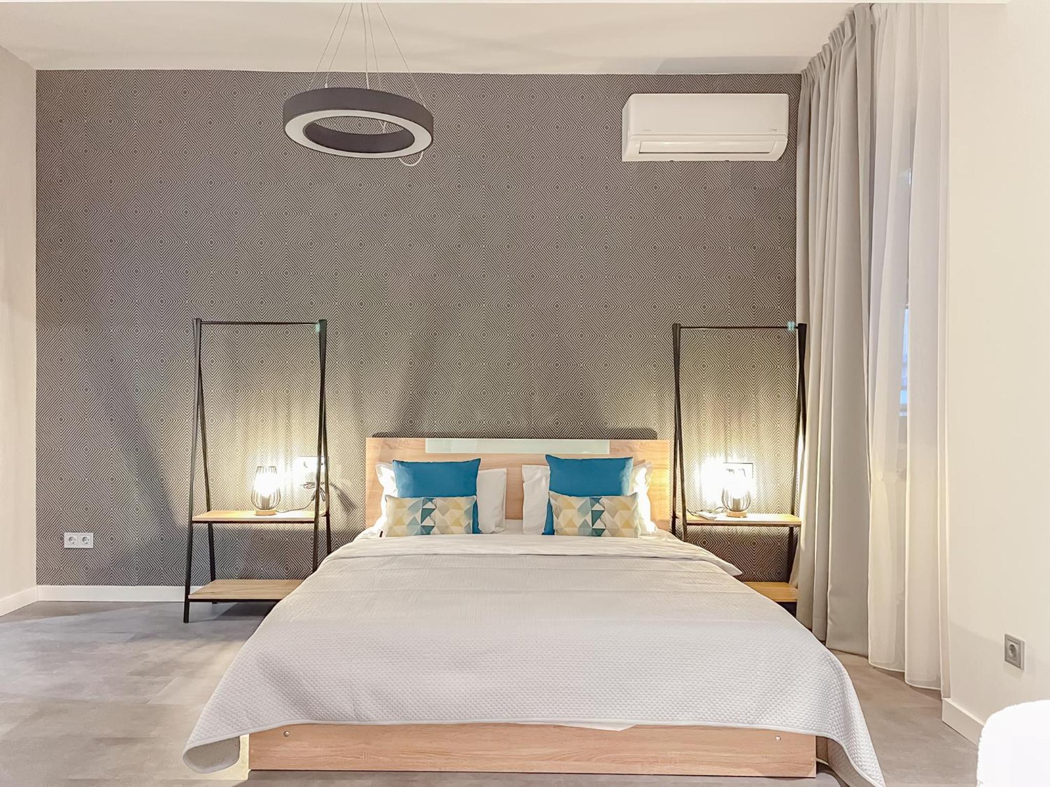 Stylish City Center Apartment by NDK