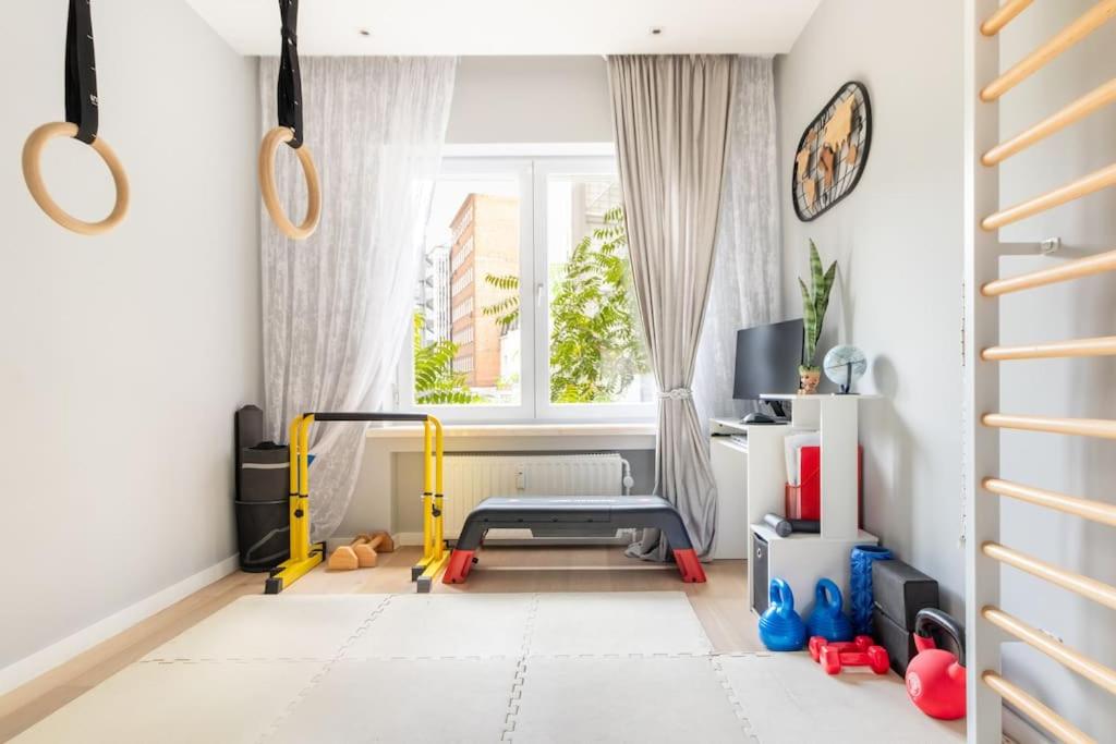 European heart 2-bedroom flat.