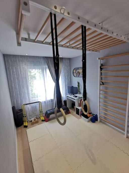 European heart 2-bedroom flat.