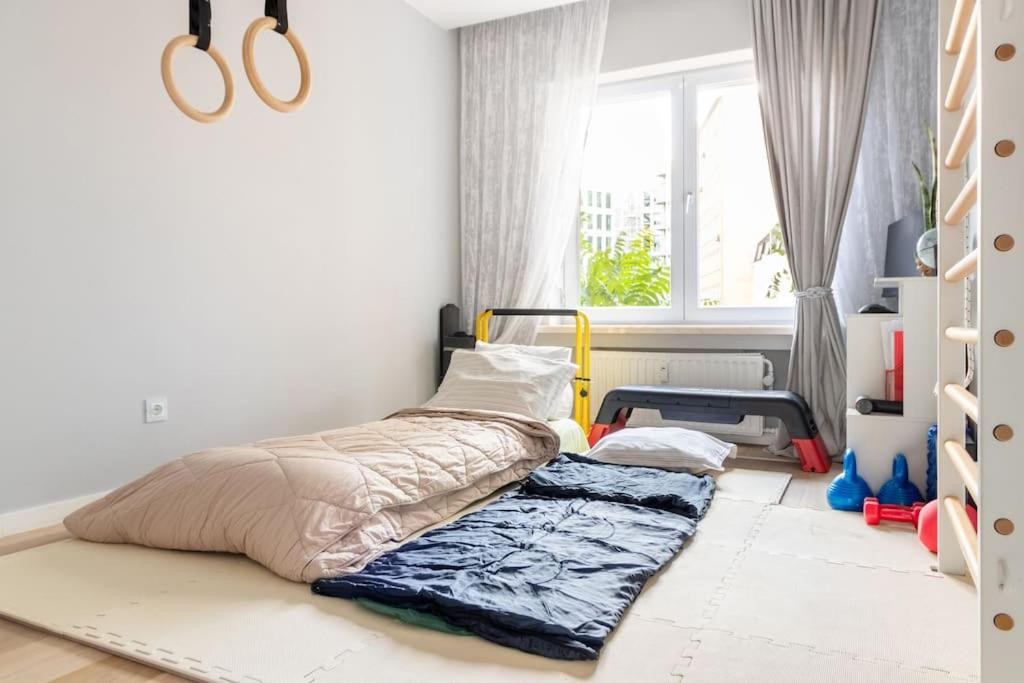 European heart 2-bedroom flat.
