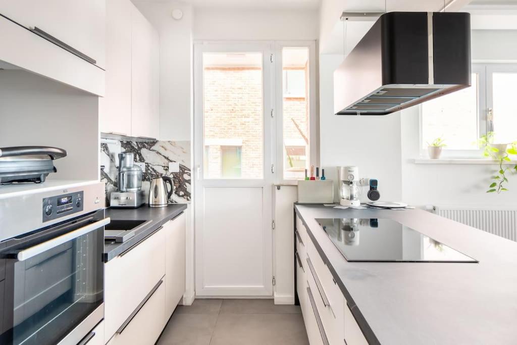 European heart 2-bedroom flat.