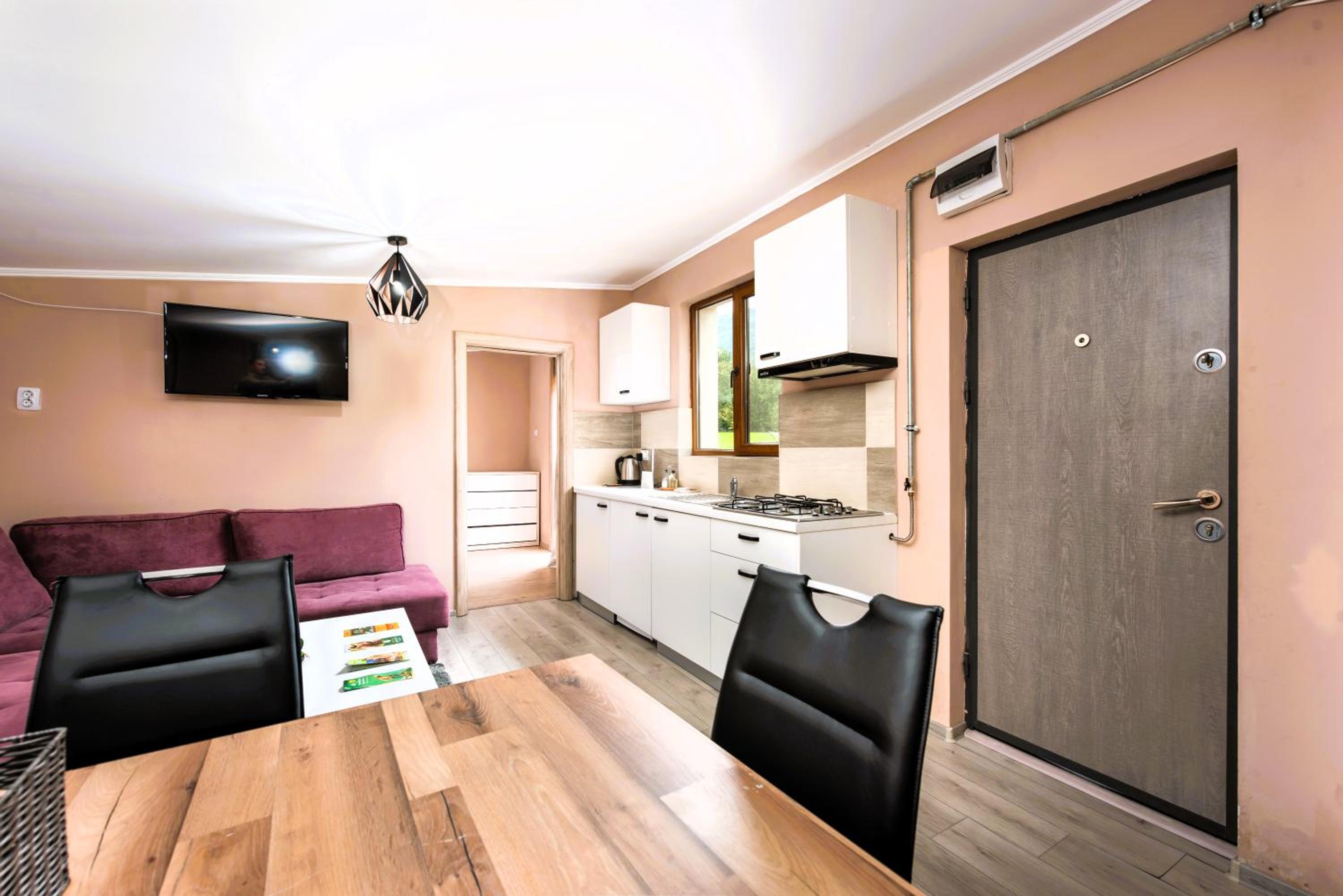 RAI Lodges Bran - Predelut view 2