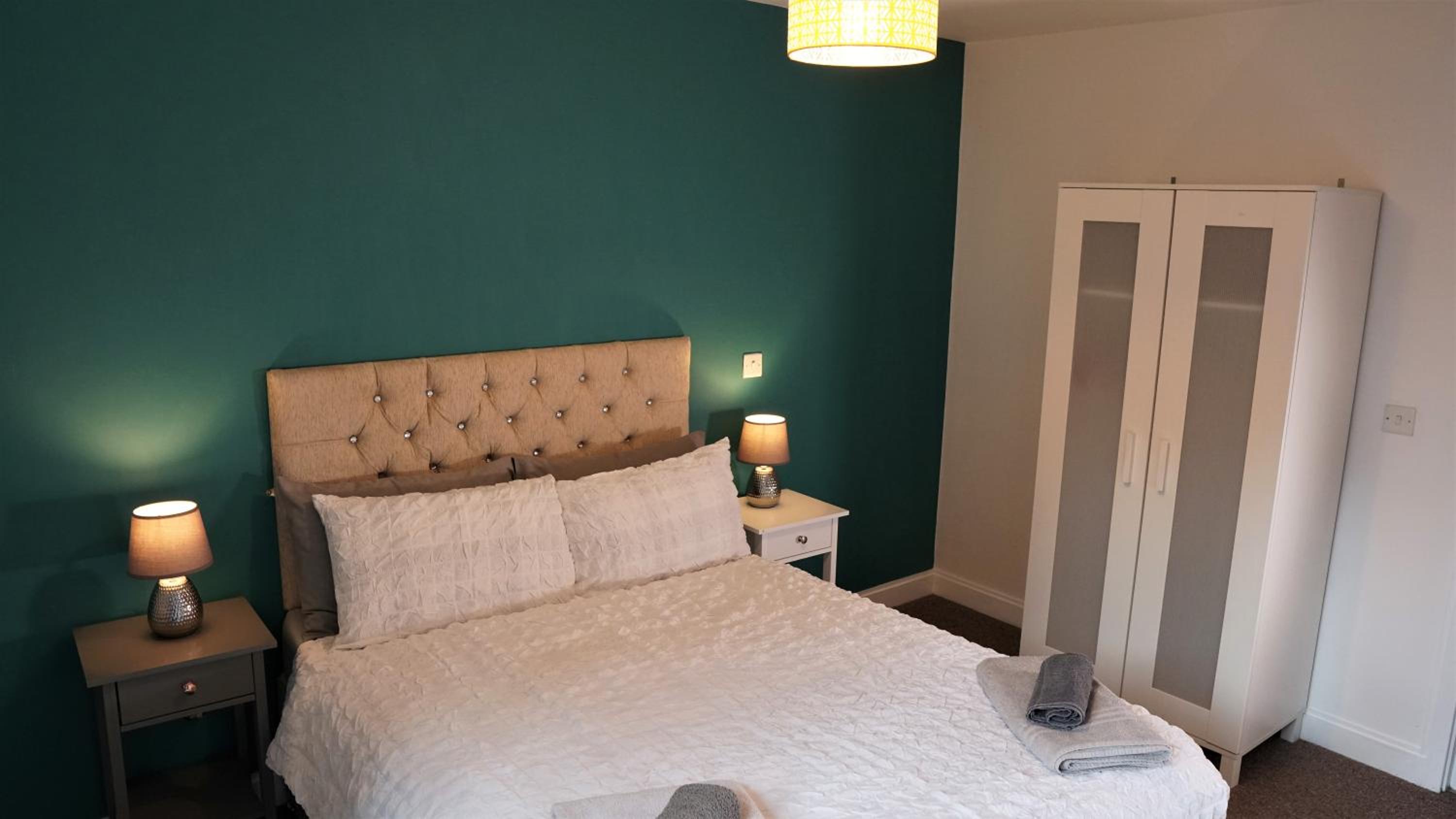 ServicesStay Apartment in Birmingham - Chinatown view 2