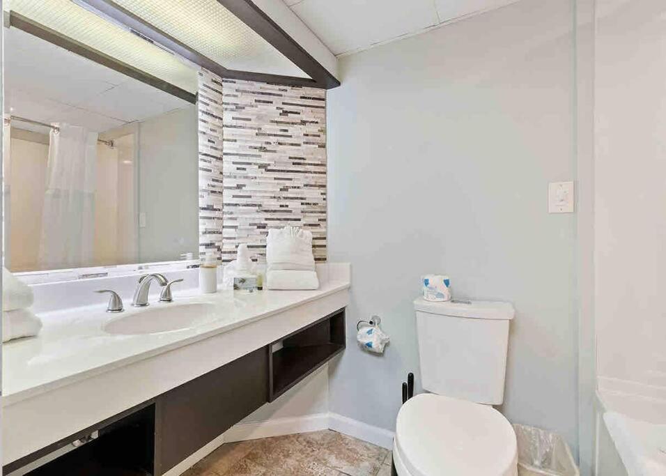 Tranquil Palms-Oceanfront Condo