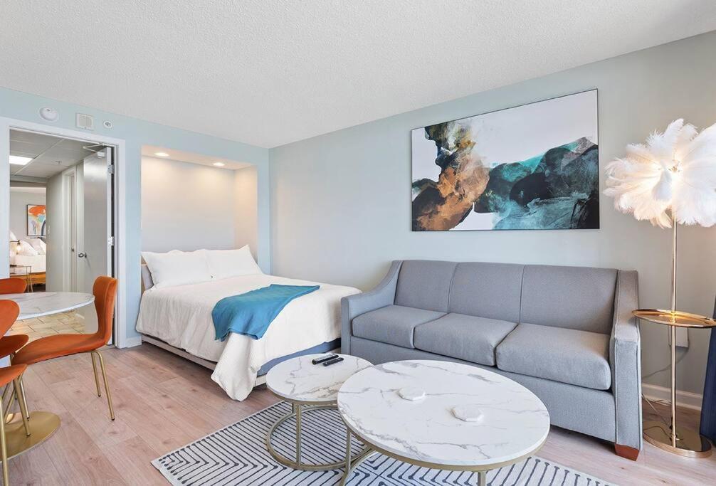Tranquil Palms-Oceanfront Condo