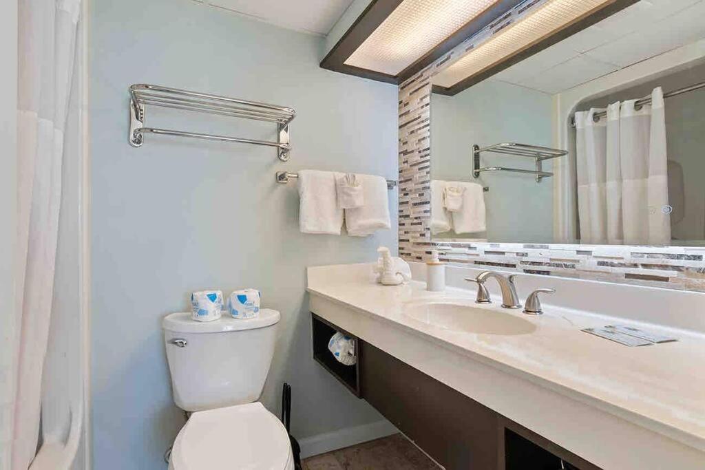 Tranquil Palms-Oceanfront Condo