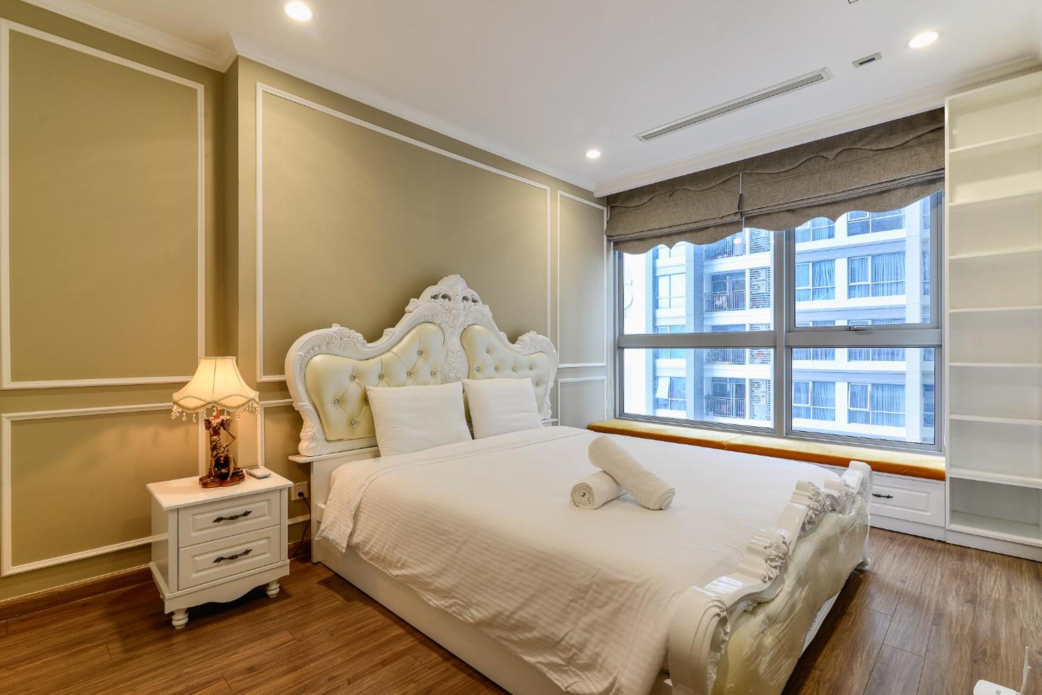 CeLaVie Serviced Apartment - The Vinhomes and Landmark