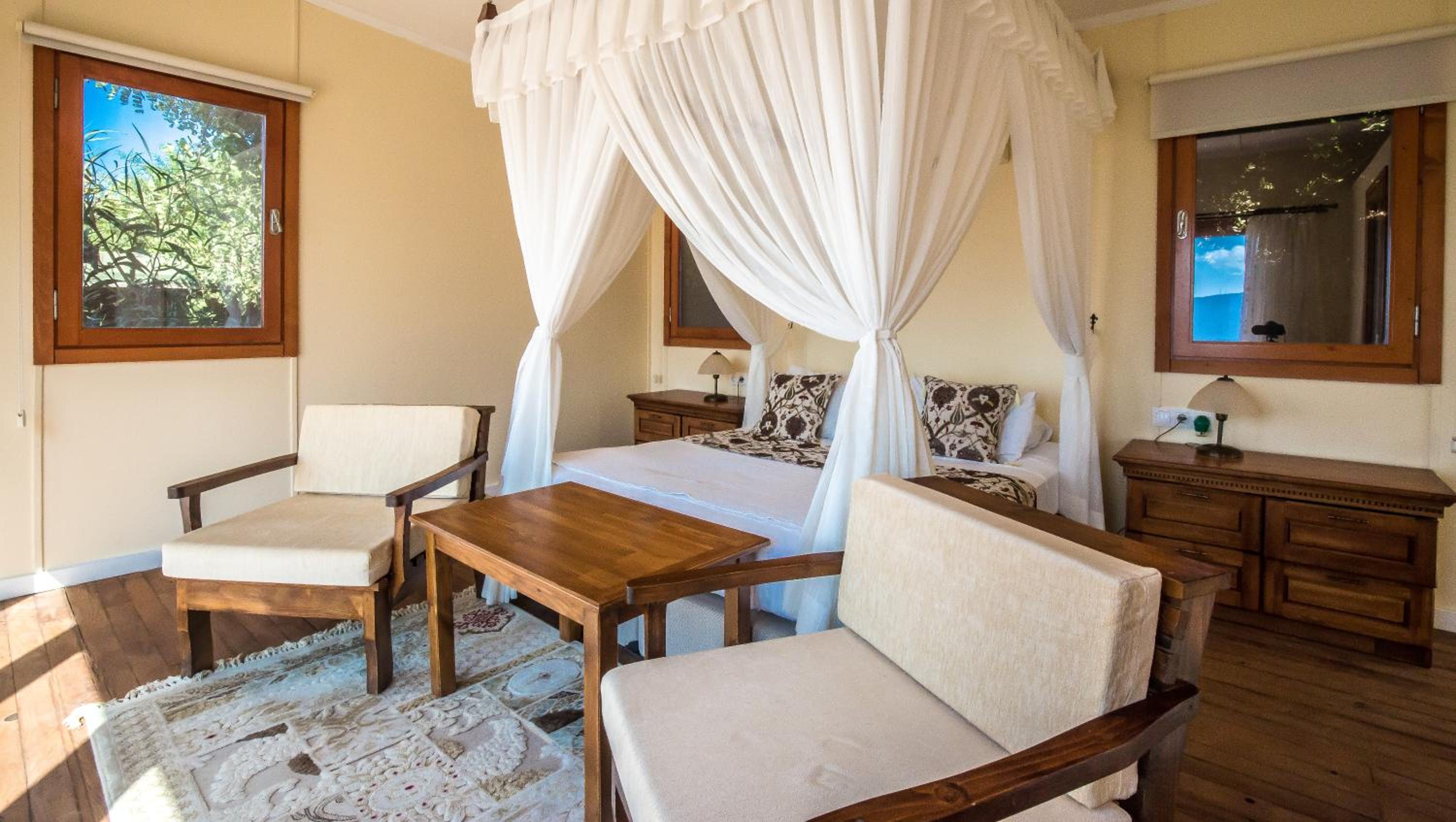 Kabak Avalon Bungalows