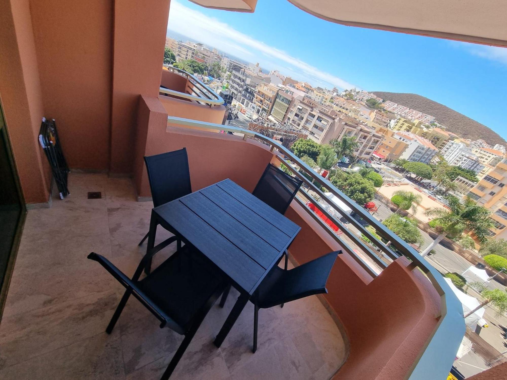 Casa Liotro comfortable, panoramic,central, near the sea,swimming pool,wifi,terrace