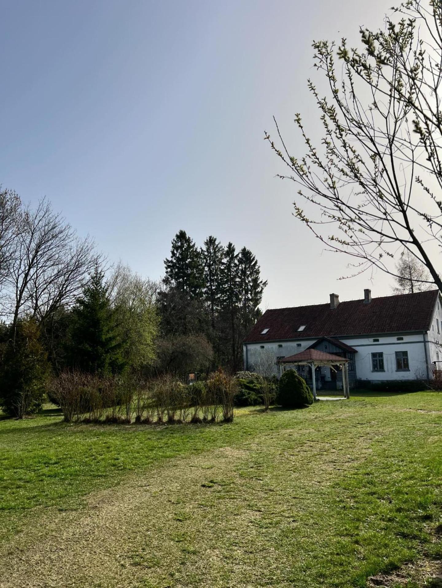 Placówka - tu życie płynie wolniej view 2