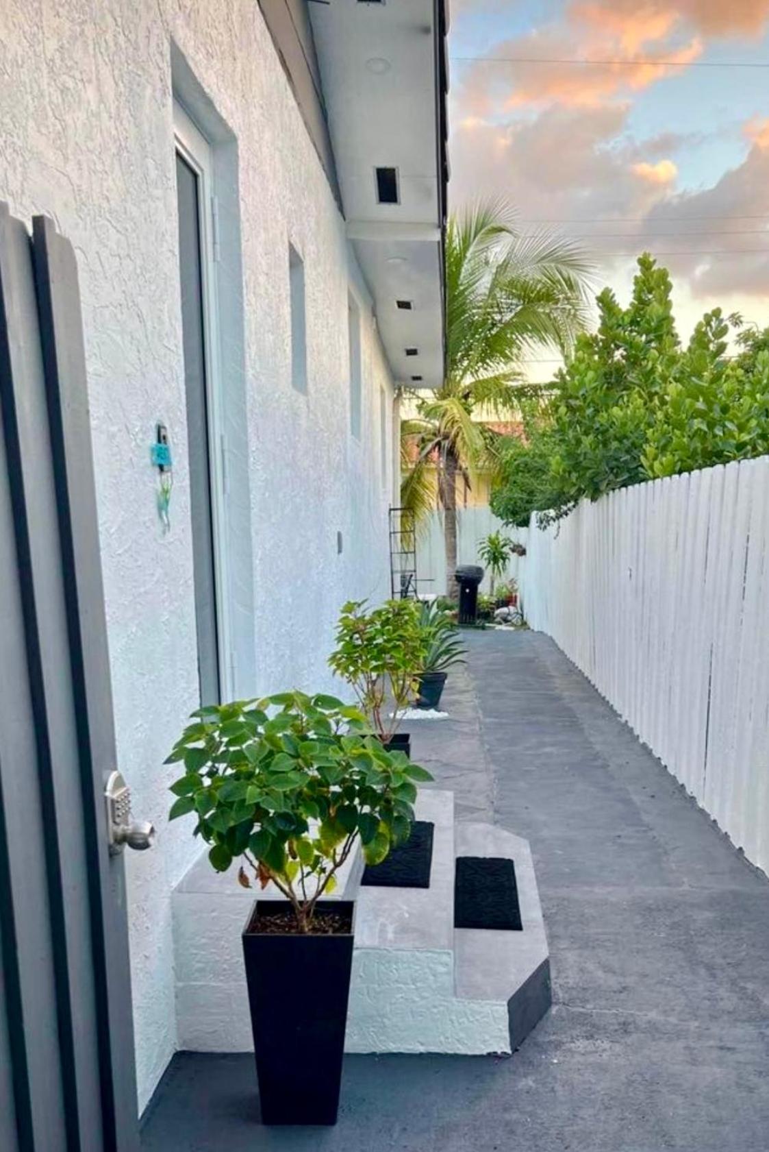 Little Gables Studio-Your Miami Escape-10min Airport