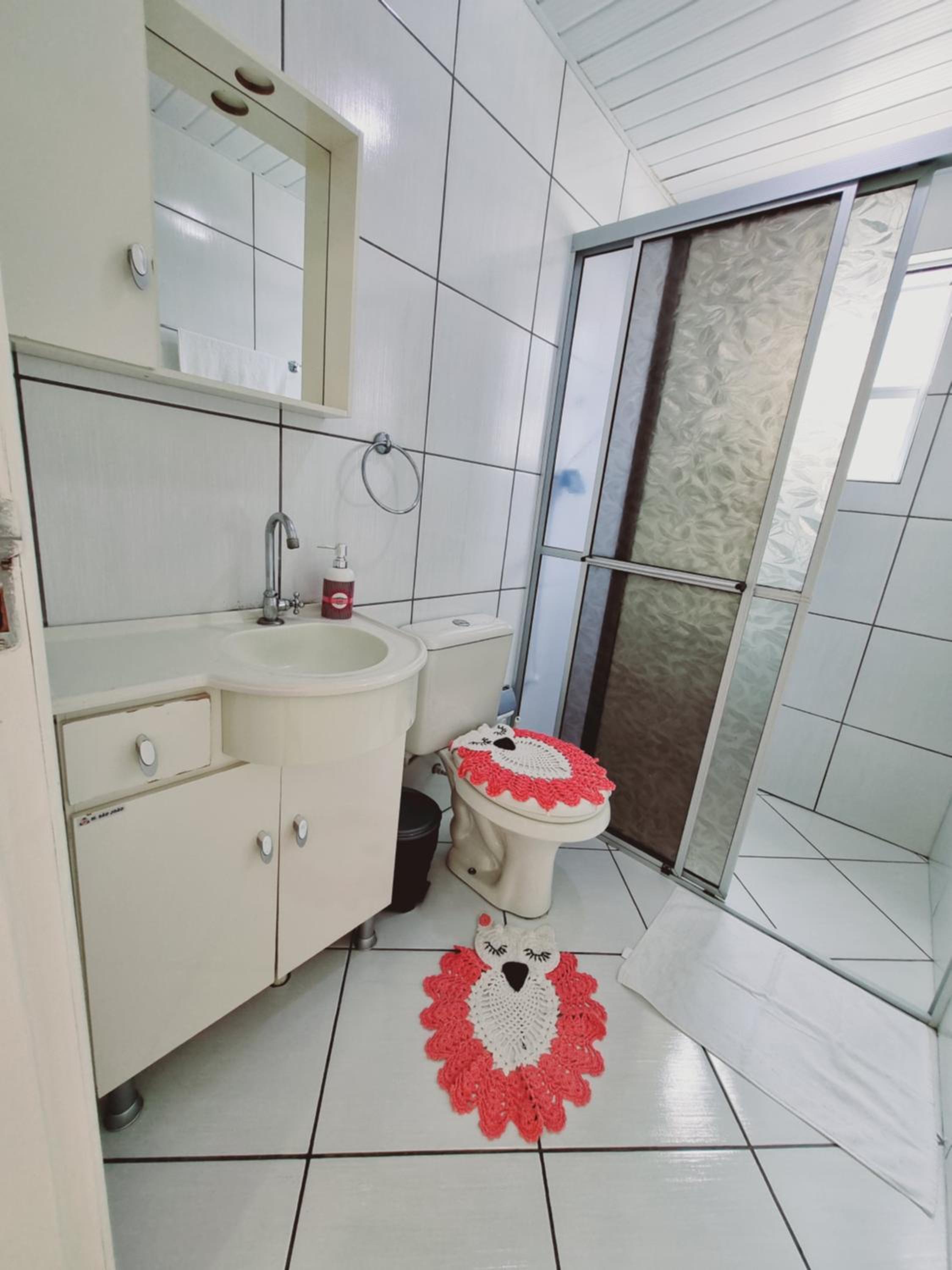 Residencial Cristina's-Apartamentos de 2-3 Quartos equipados com WiFi Garagem-Excelente Localização