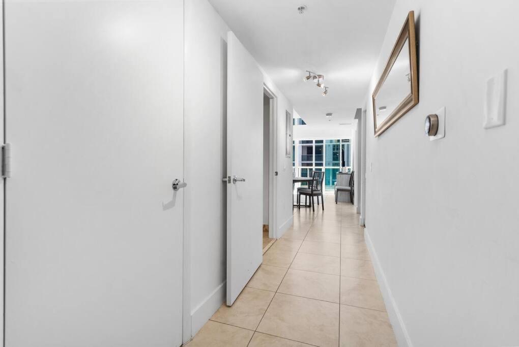 Brickell 2 Story Luxury Getaway With Pool
